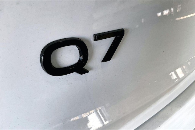 2026 Audi Q7 Premium - Photo 9