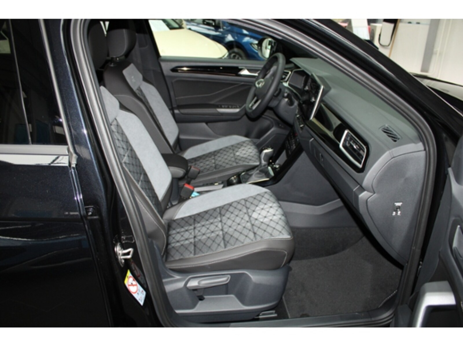 Volkswagen T-Roc – Bild 11