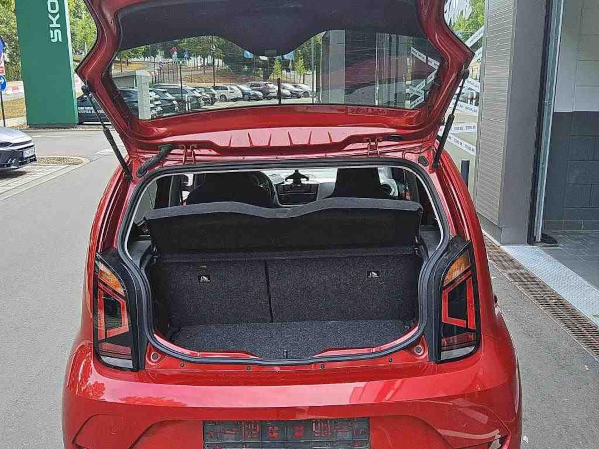 Volkswagen e-up! Style "Plus"