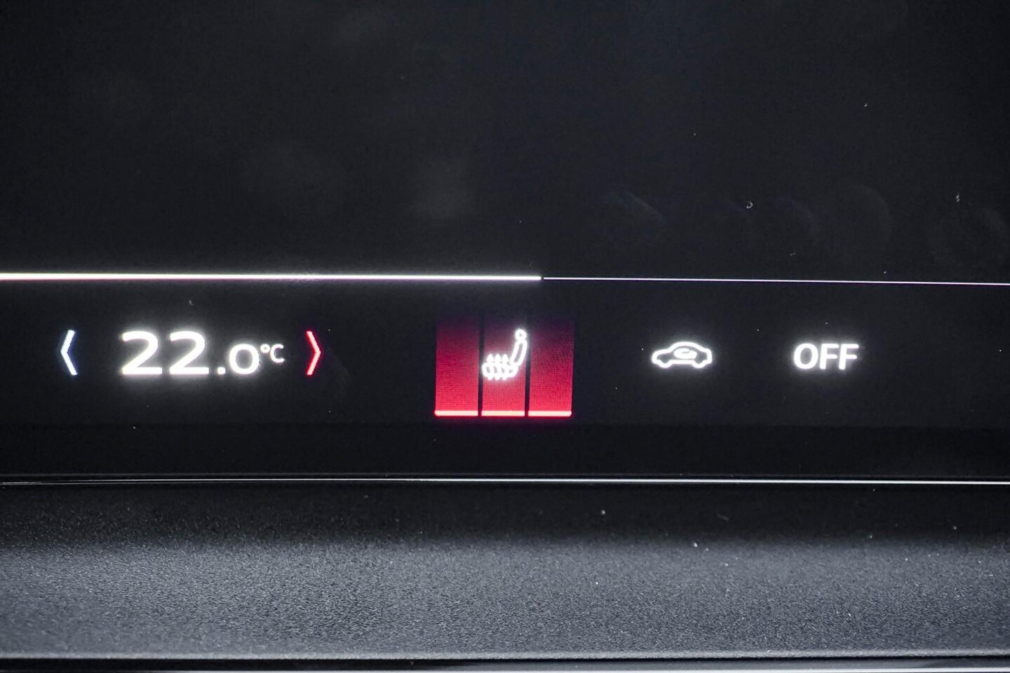 Image about Audi Q6 SUV e-tron e-tron quattro