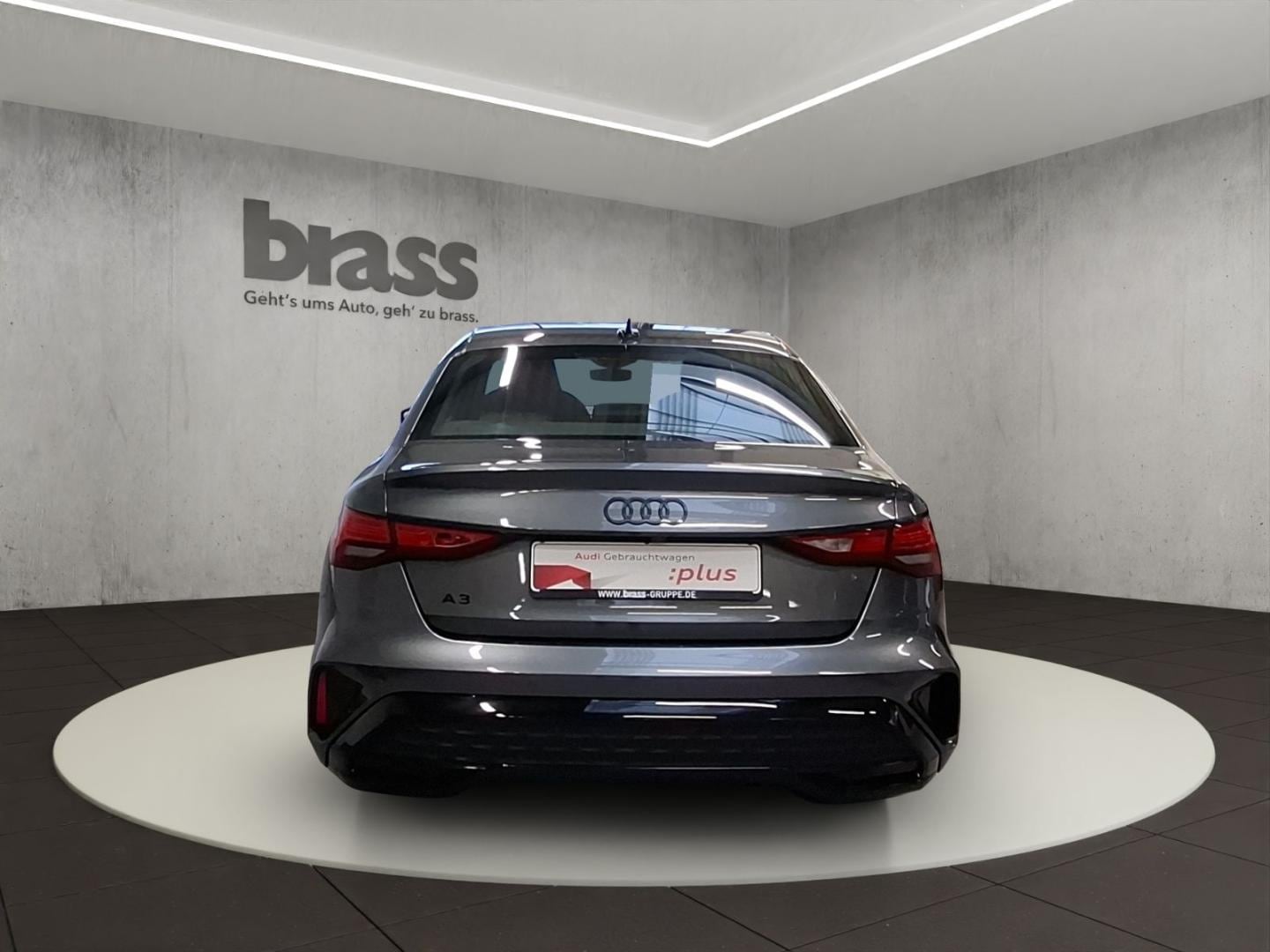 Bild über Audi A3 Limousine S line 30 TFSI S tronic - für weitere Informationen kontaktieren Sie den Audi Partner