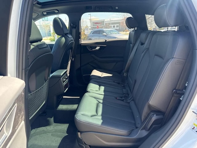 2026 Audi Q7 Premium Plus - Photo 17