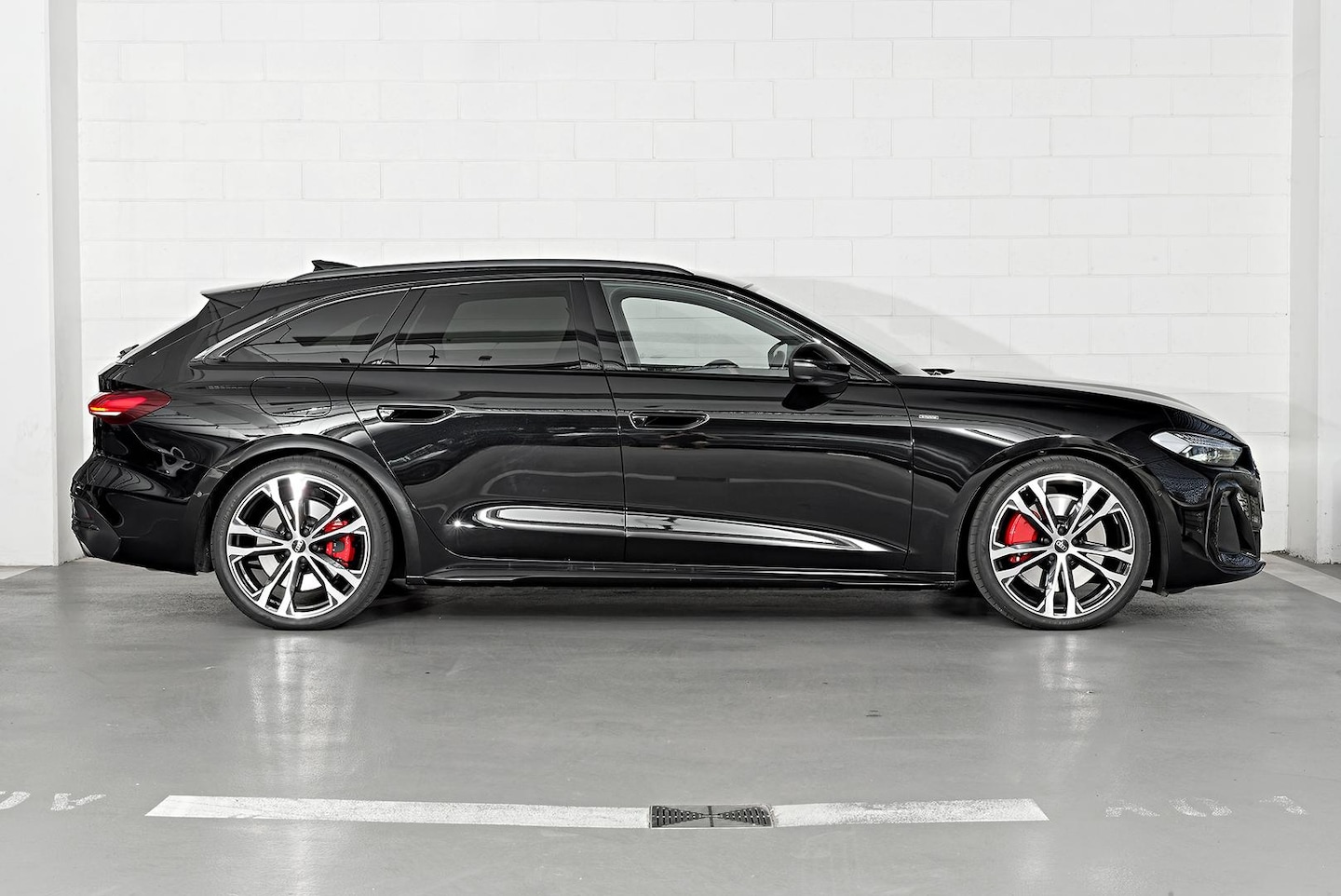 Image about Audi A5 Avant TFSI e e-hybrid quattro 270 kW S tronic