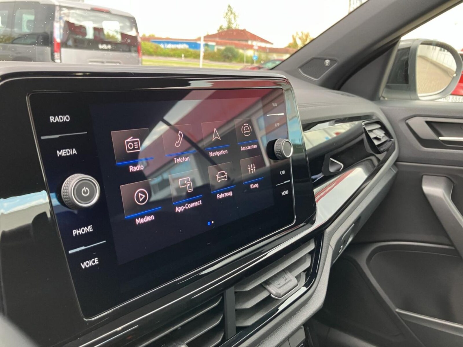 Volkswagen T-Roc Cabriolet – Bild 12