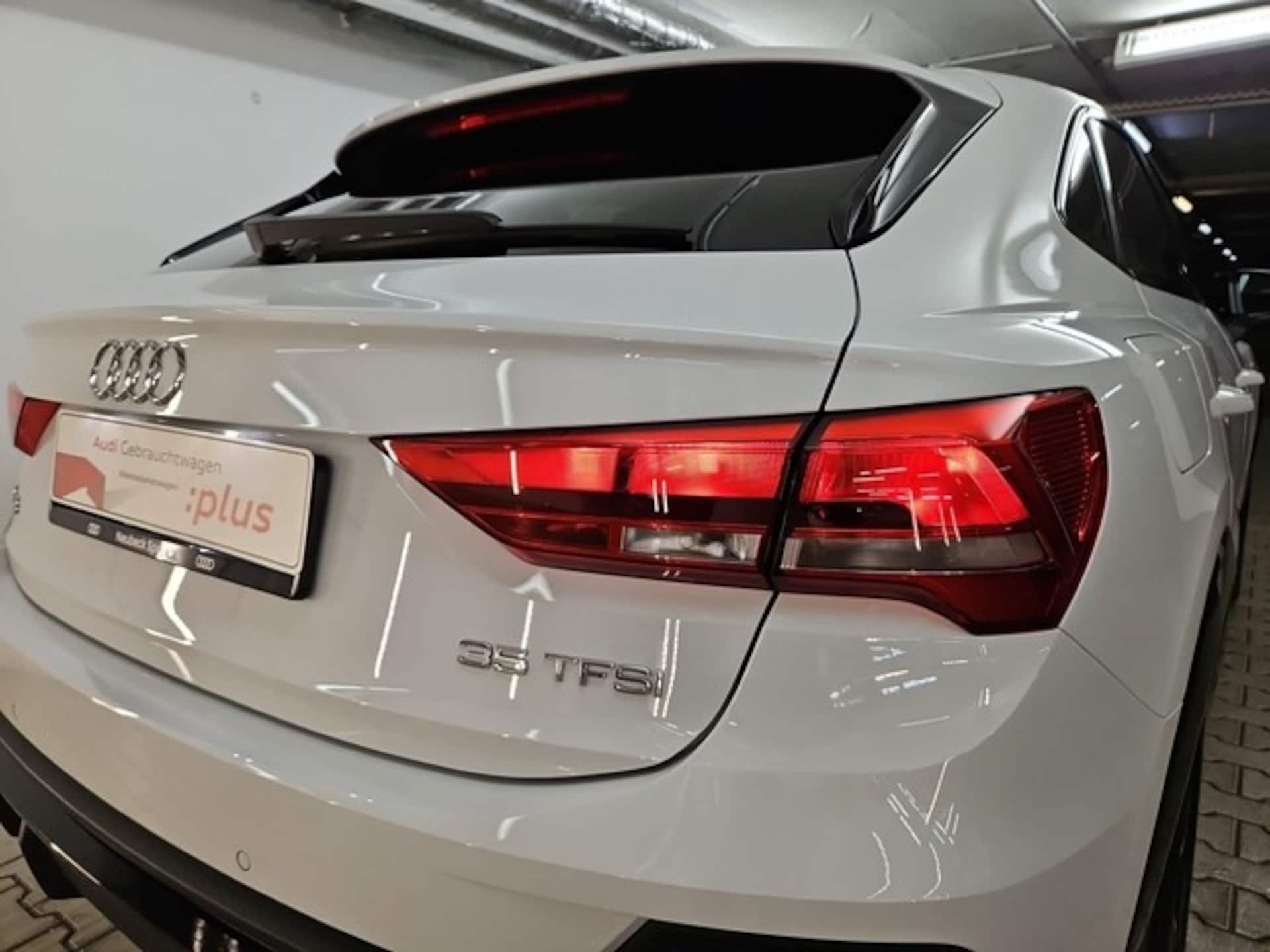 Audi Q3 Sportback S line