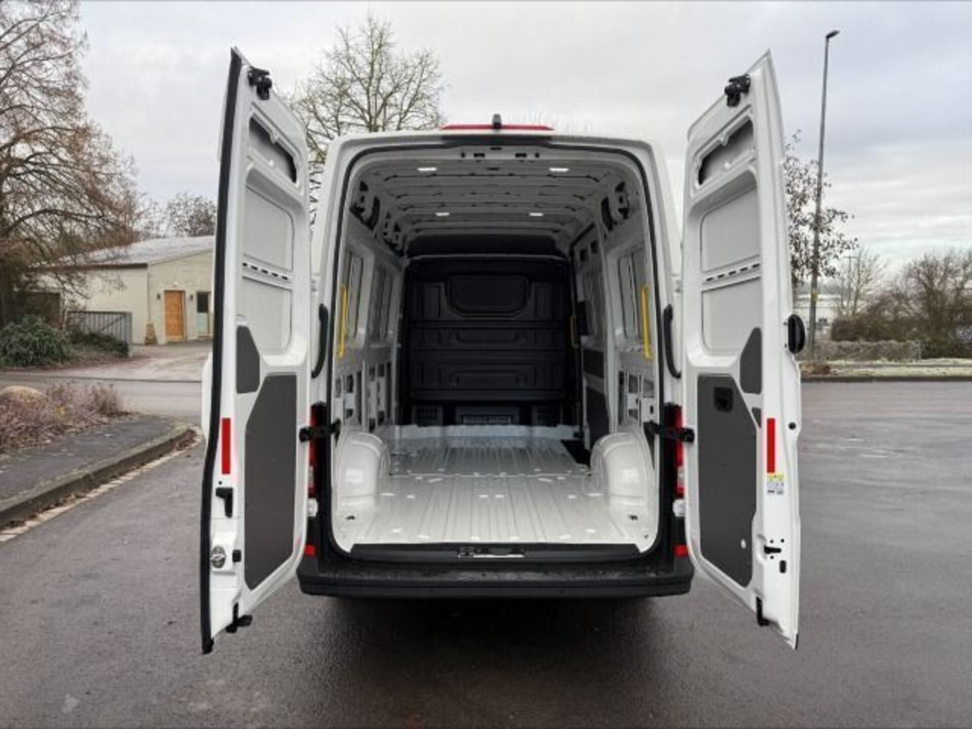 Volkswagen Crafter Kasten mittlerer Radstand