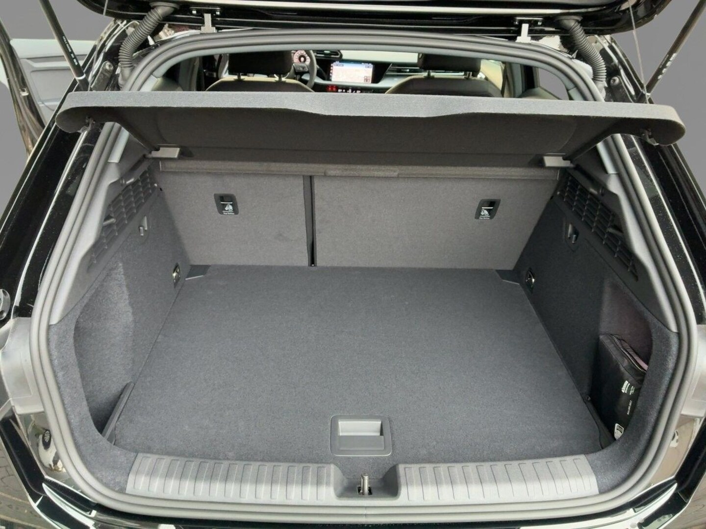 Bild über Audi A3 Sportback TFSI 85 kW S tronic - für weitere Informationen kontaktieren Sie den Audi Partner