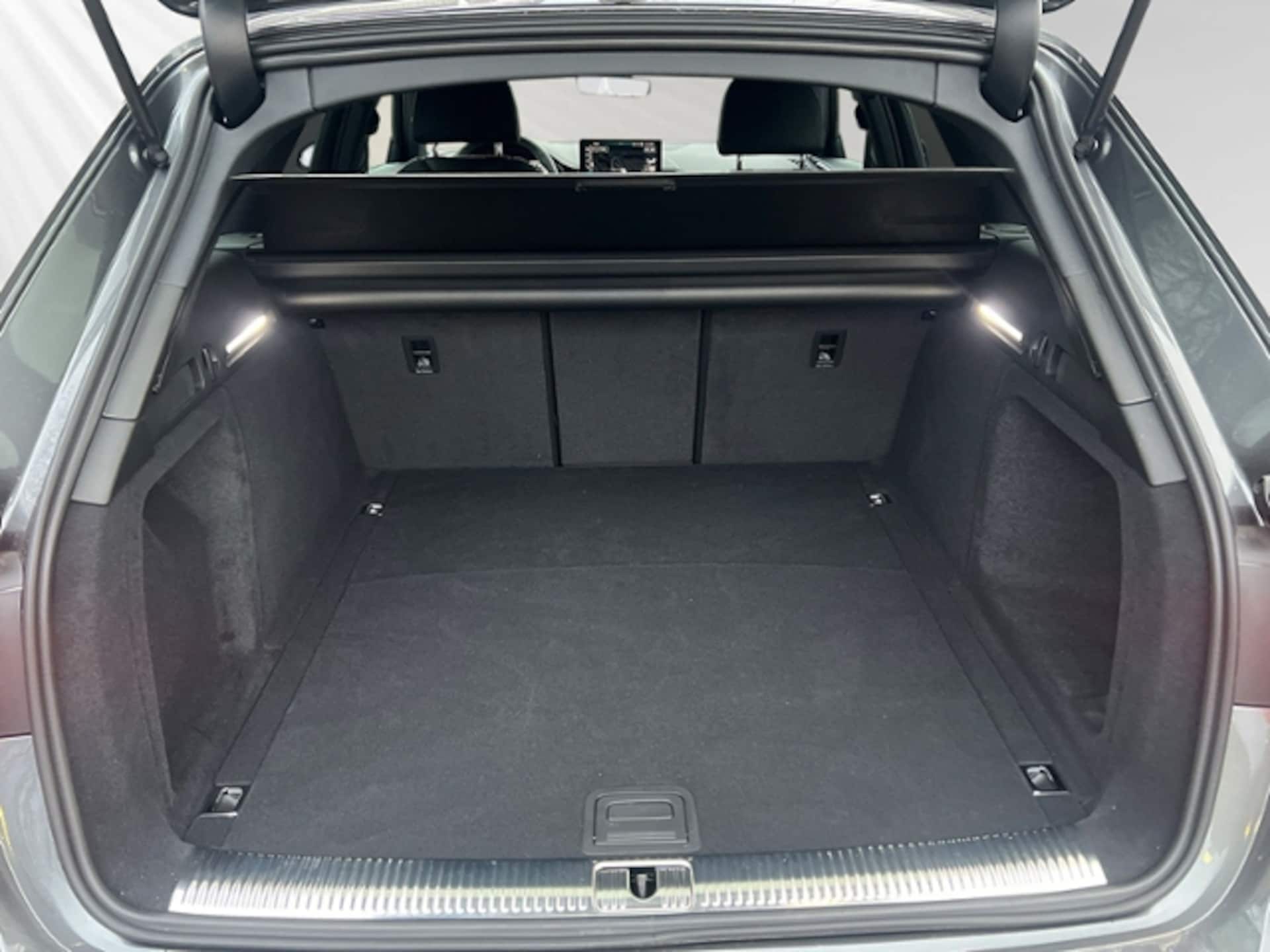 Audi A4 Avant S line