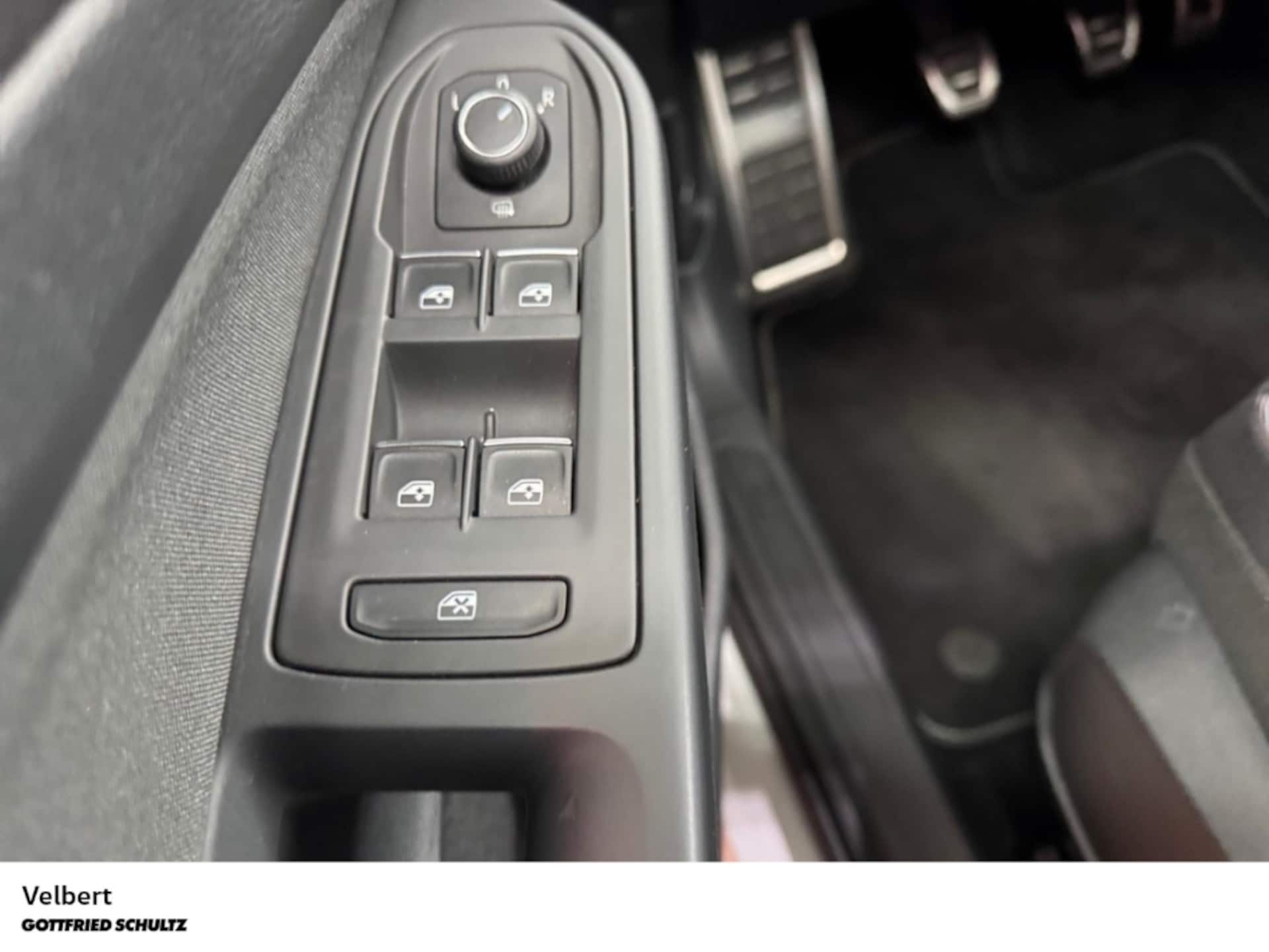 Volkswagen Golf Active