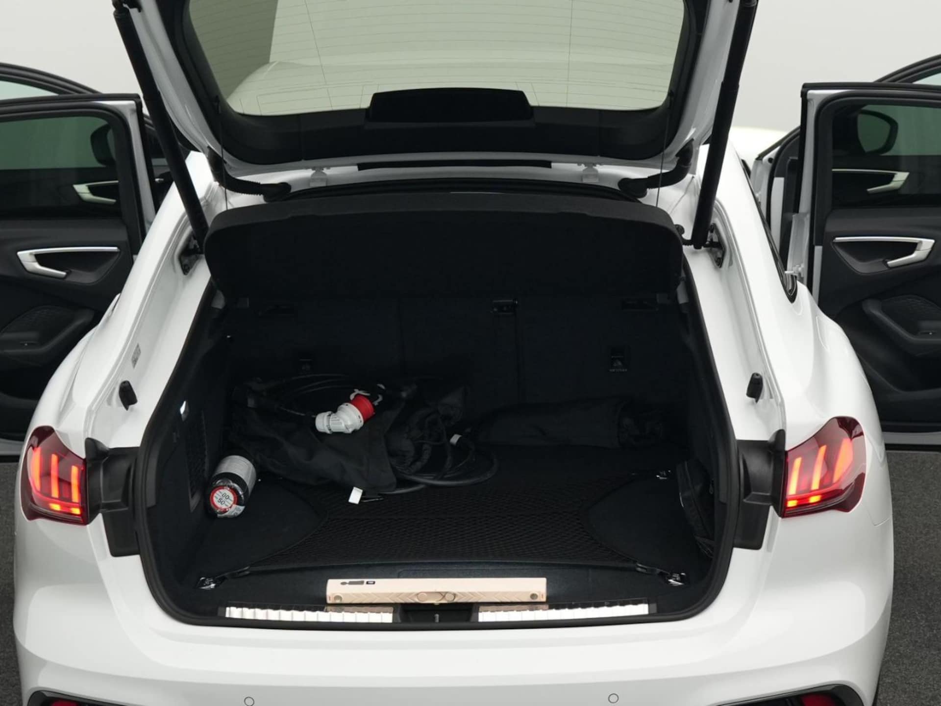 Audi A5 Limousine e-hybrid edition one