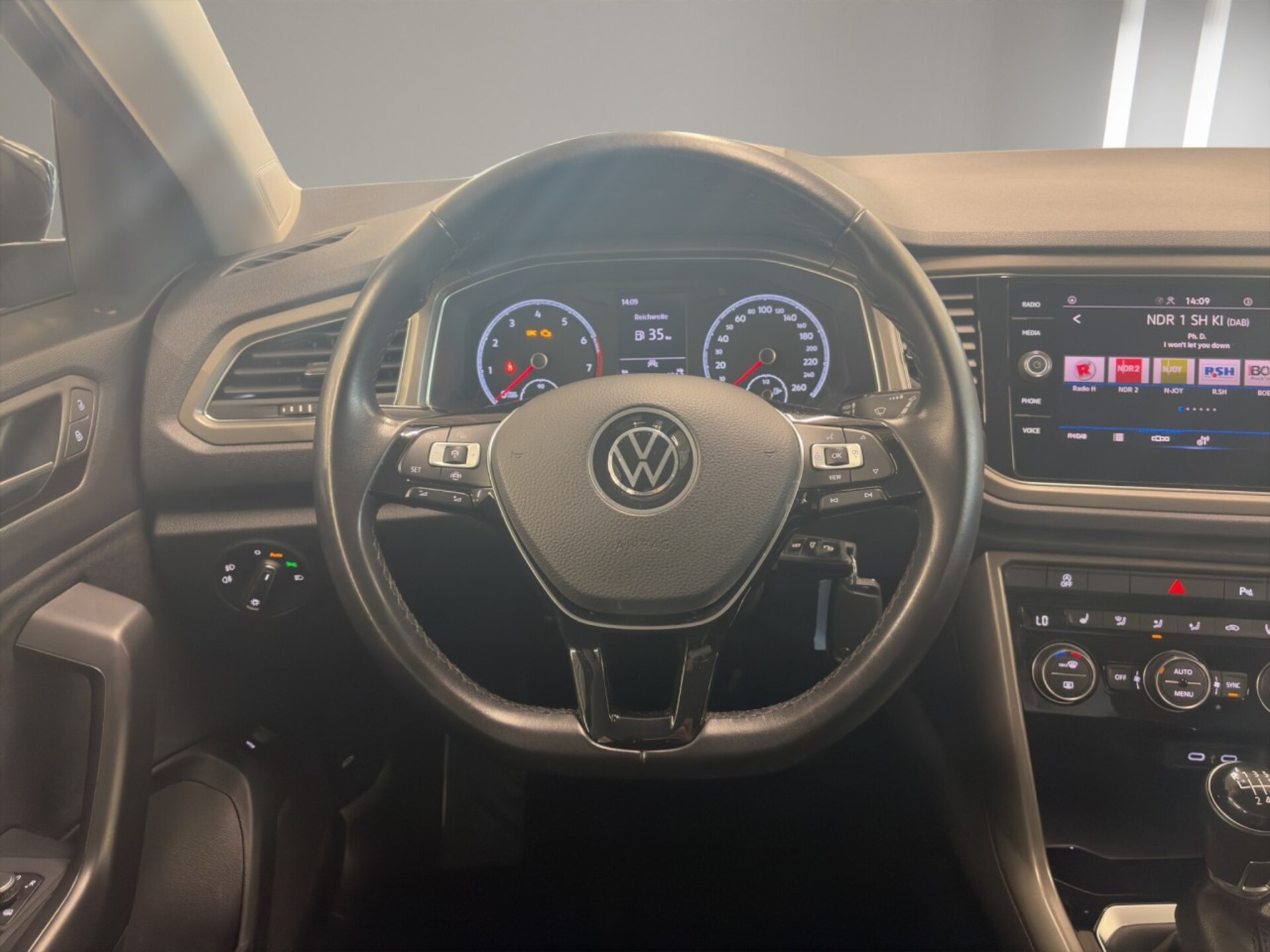 Volkswagen T-Roc Style