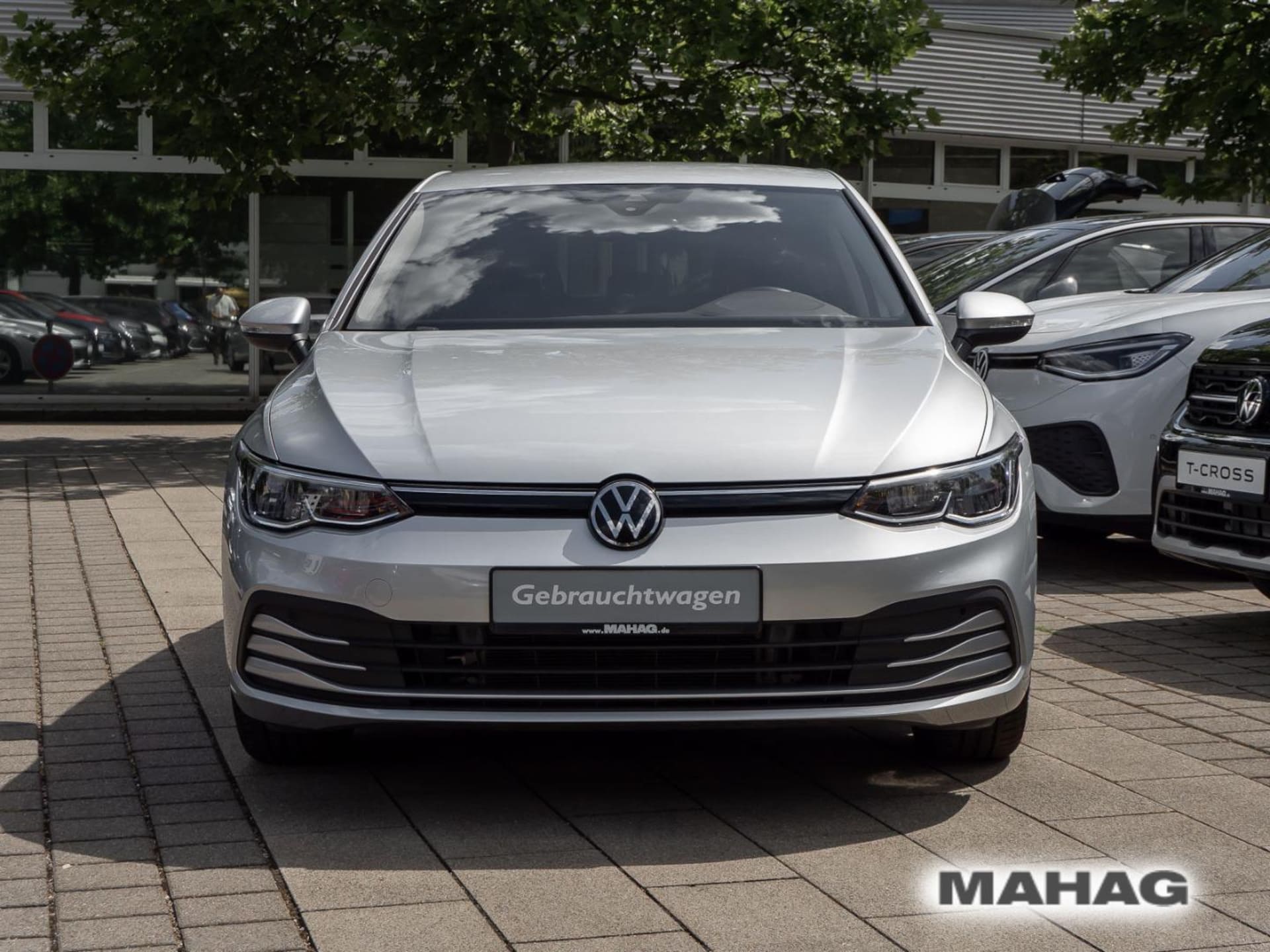 Volkswagen Golf Life