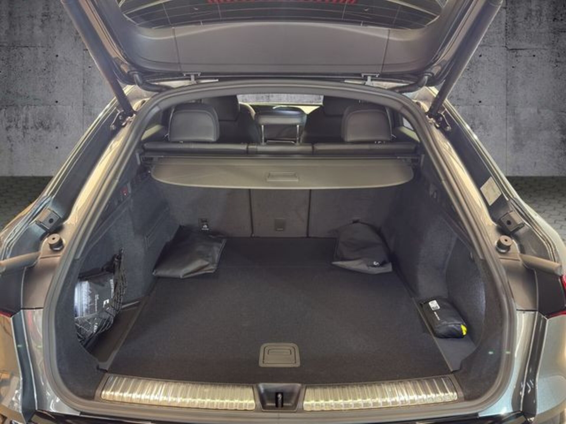 Audi Q5 Sportback edition one