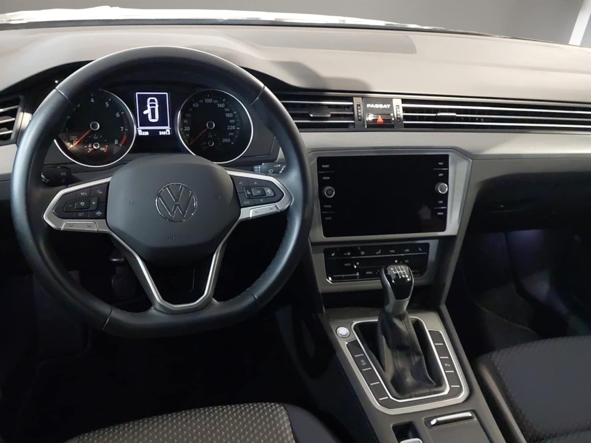 Volkswagen Passat Variant Basis-Modell