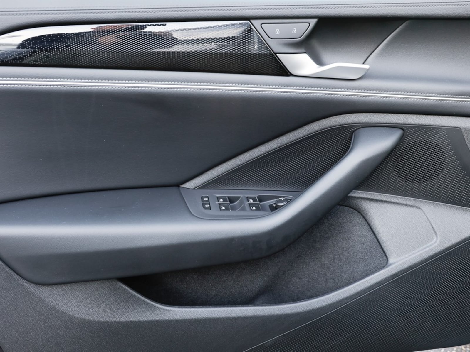 Volkswagen Passat – Bild 18