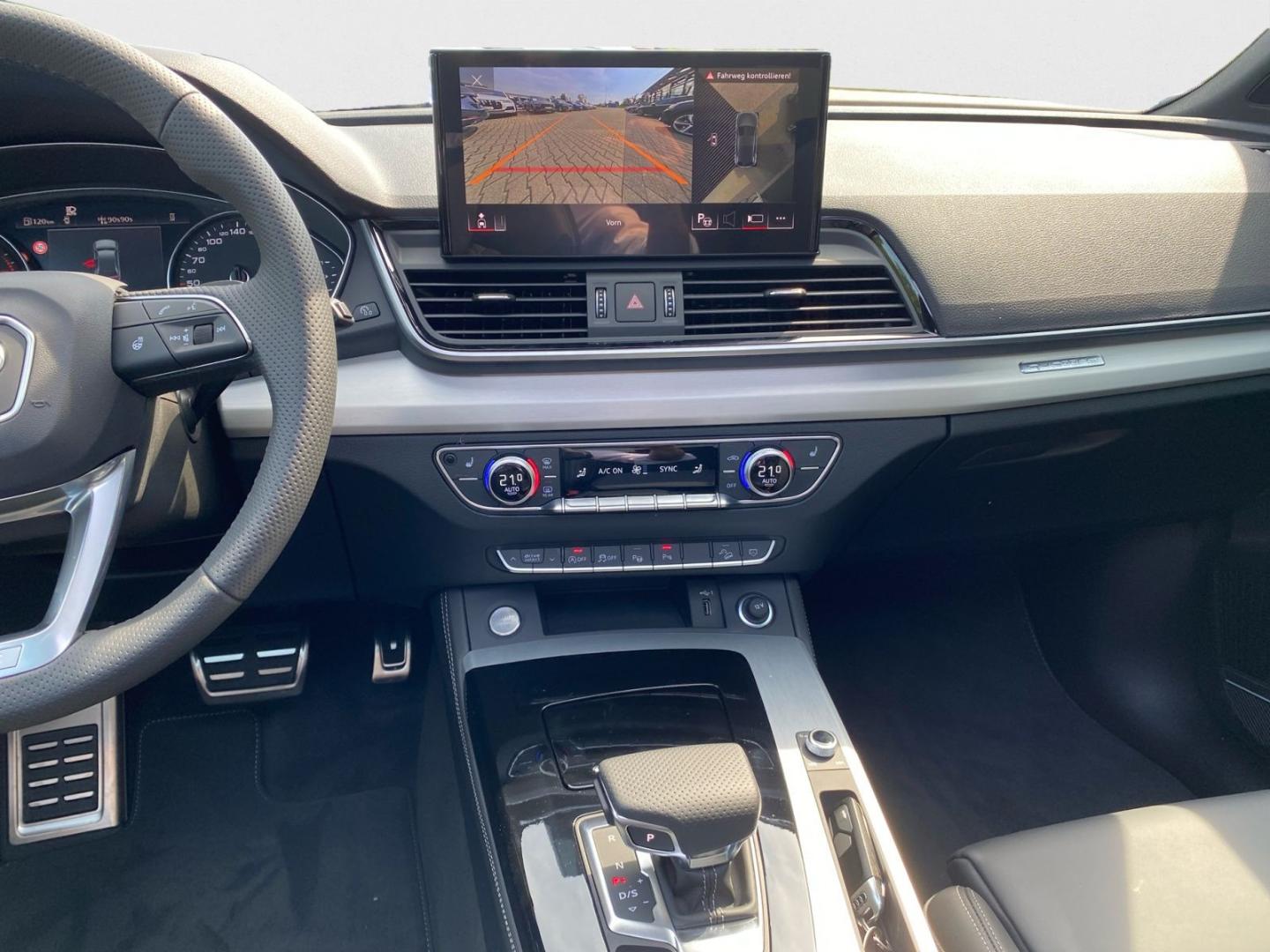 Image about Audi Q5 40 TDI quattro S tronic