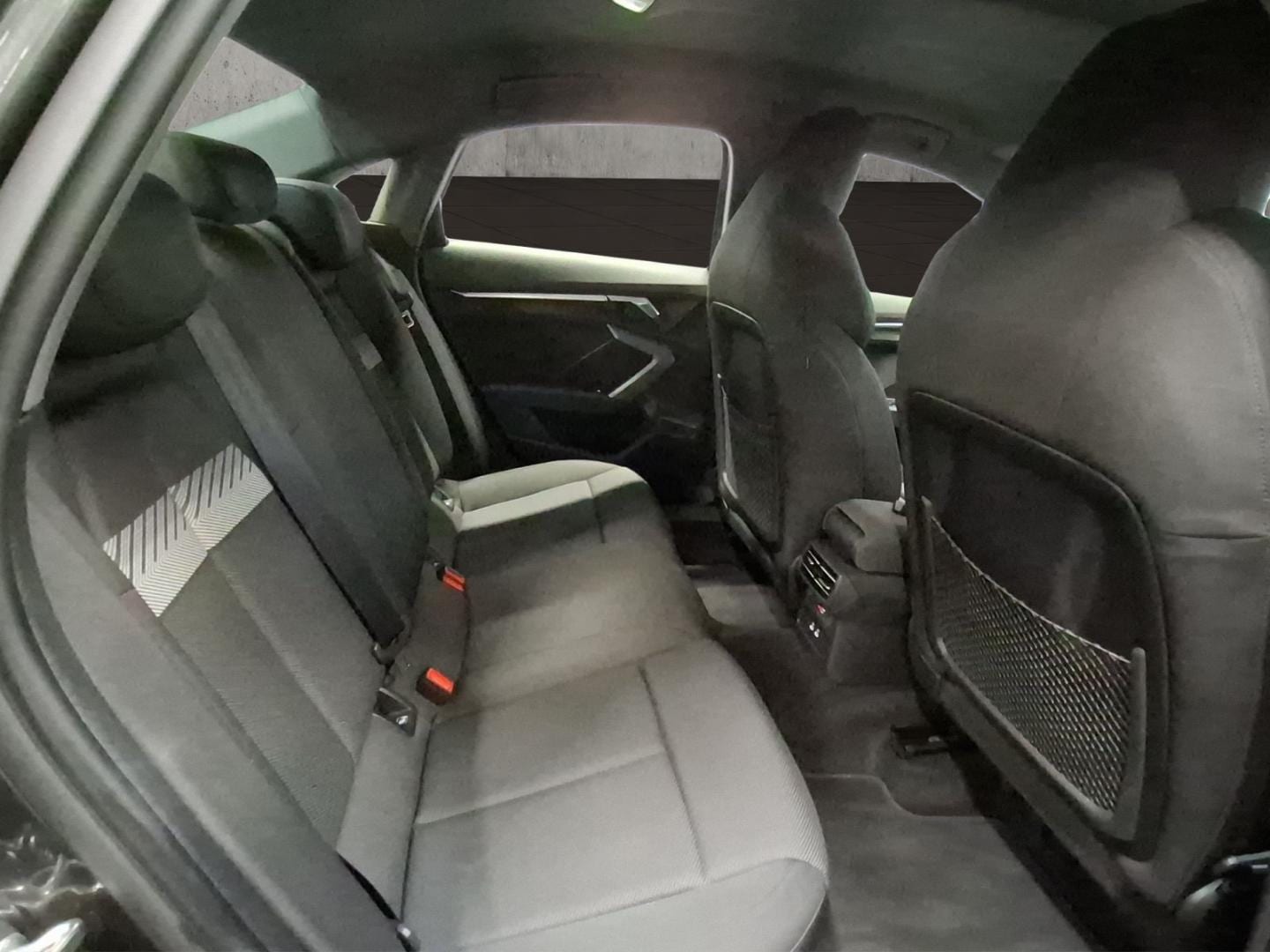 Bild über Audi A3 Limousine S line 30 TFSI S tronic - für weitere Informationen kontaktieren Sie den Audi Partner