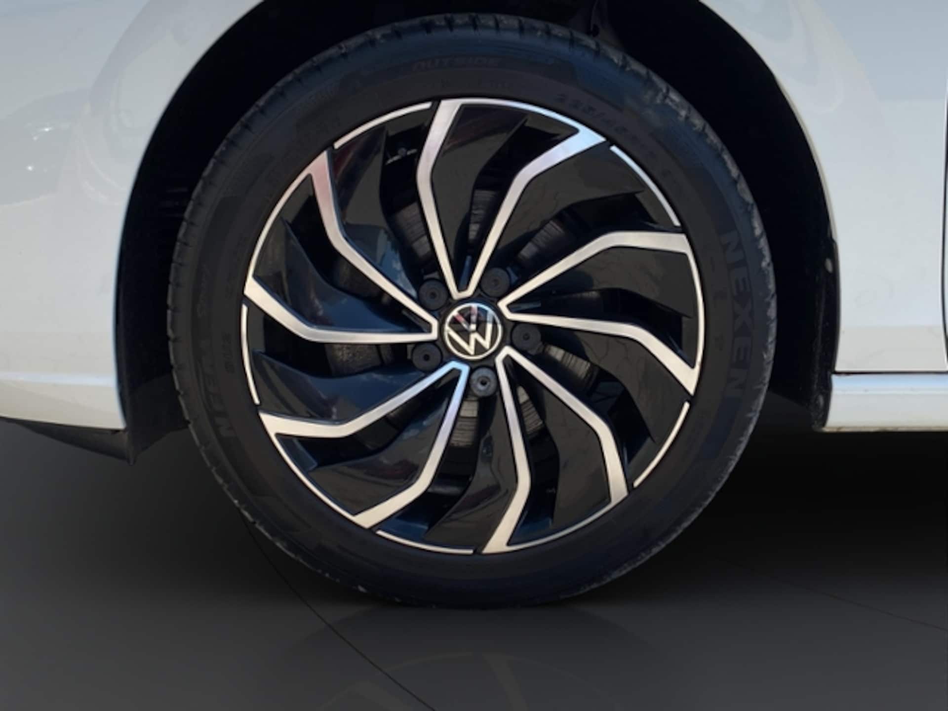 Volkswagen Golf Variant Style