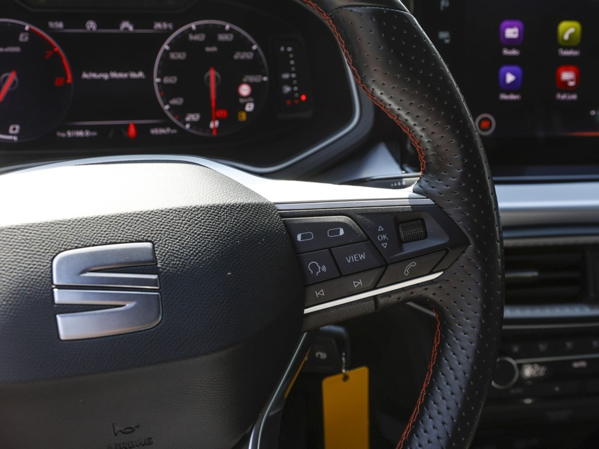 SEAT Arona FR