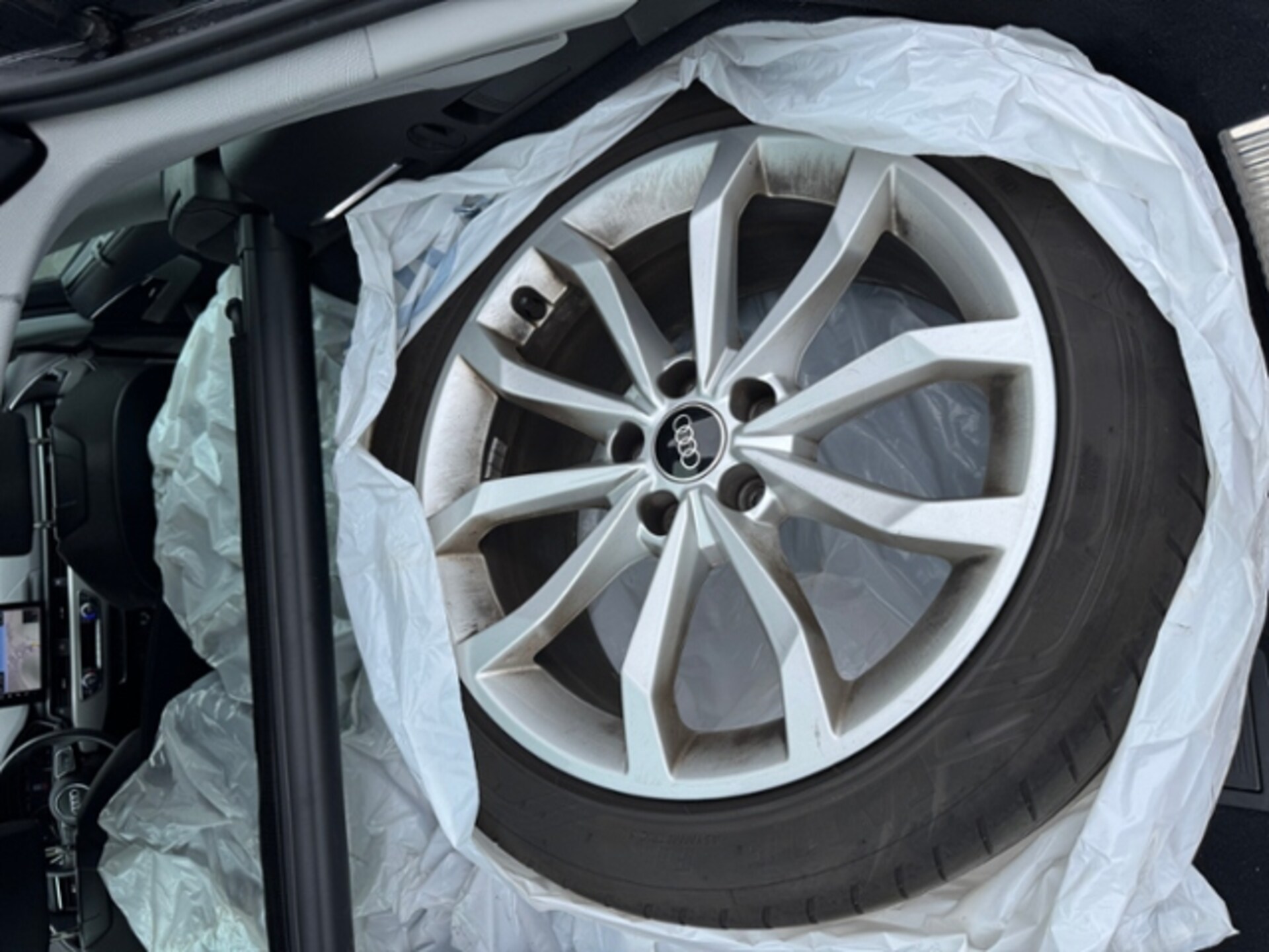 Audi A4 Avant S line