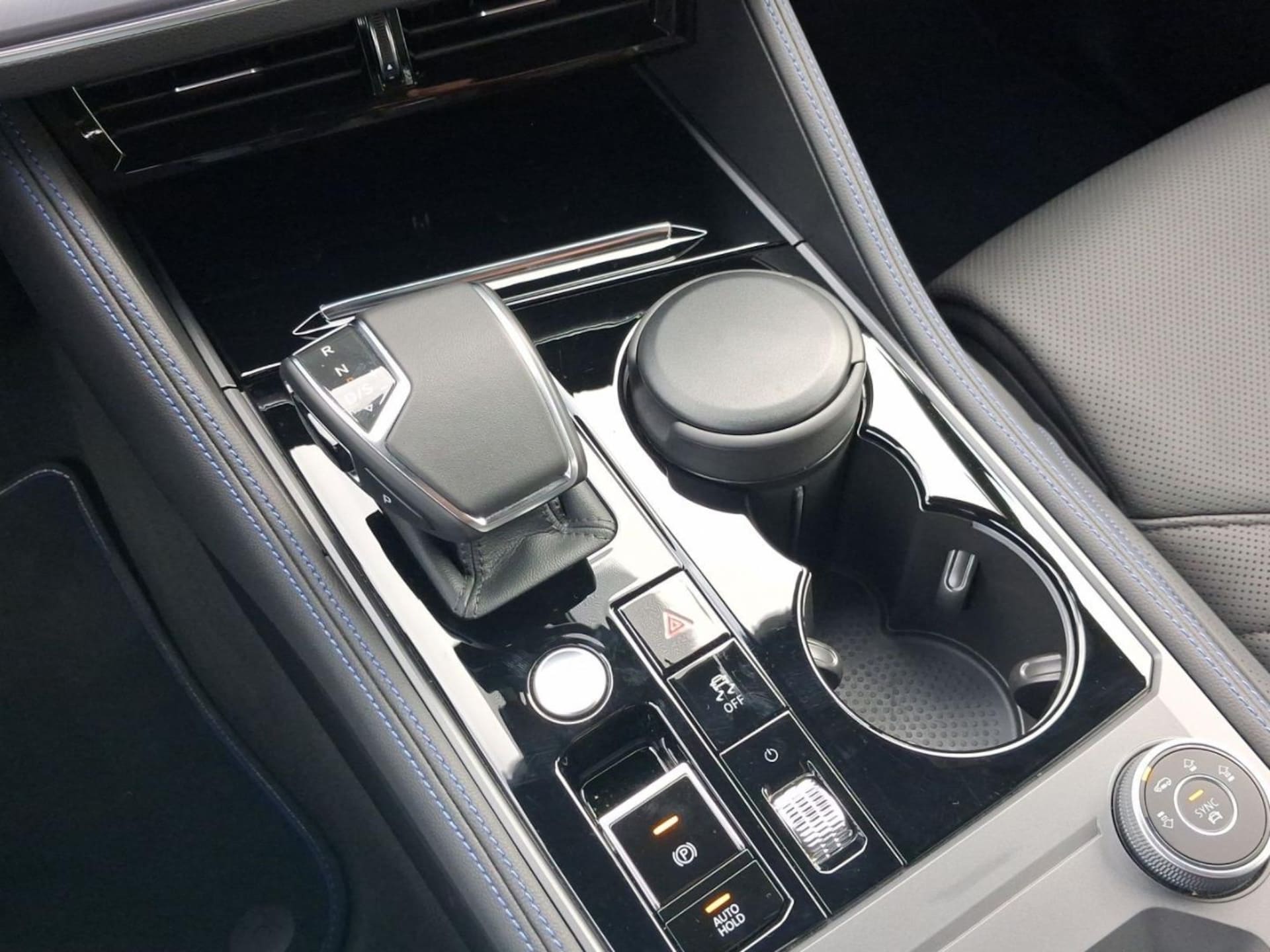 Volkswagen Touareg R