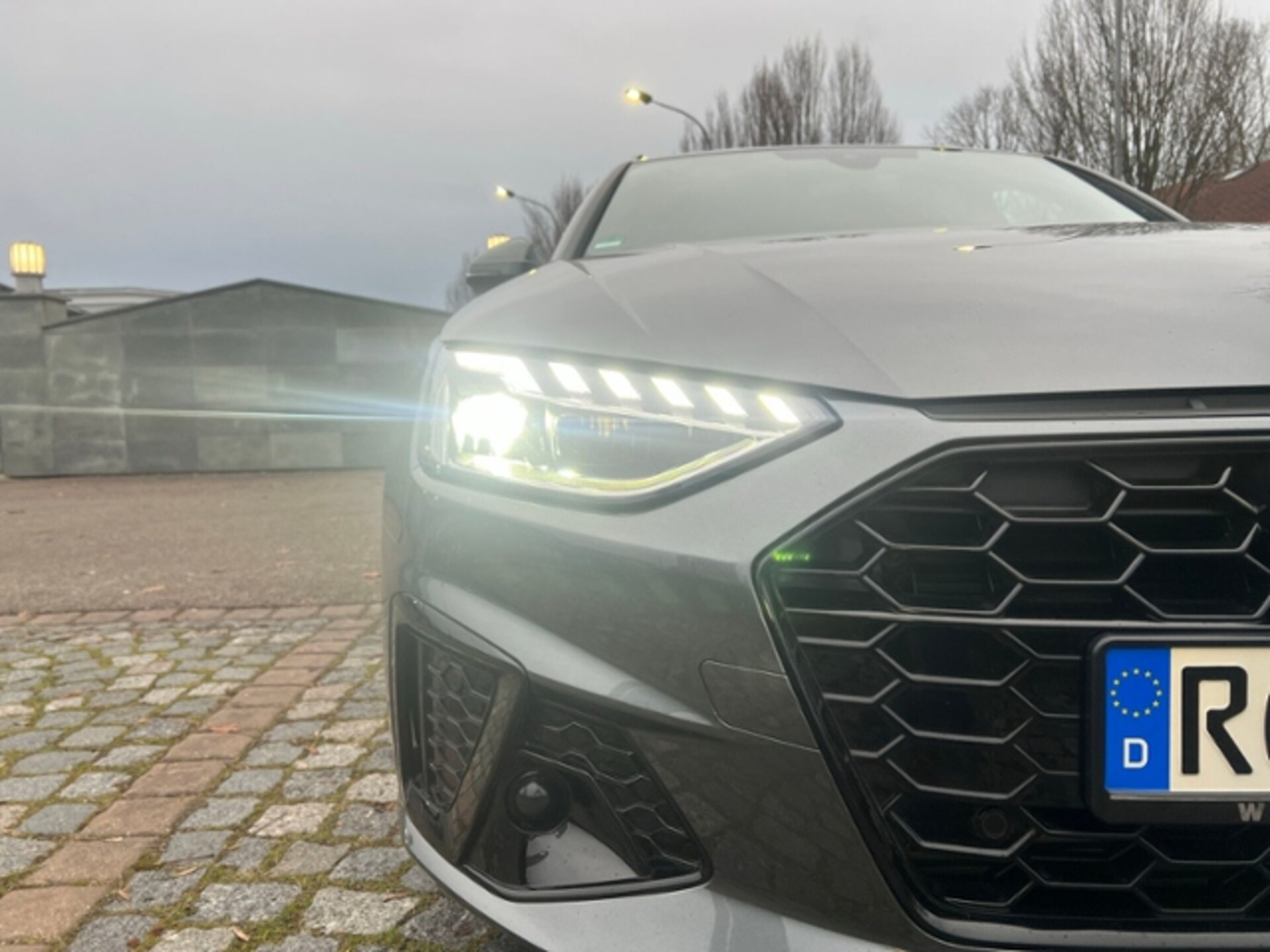 Audi A4 Avant S line