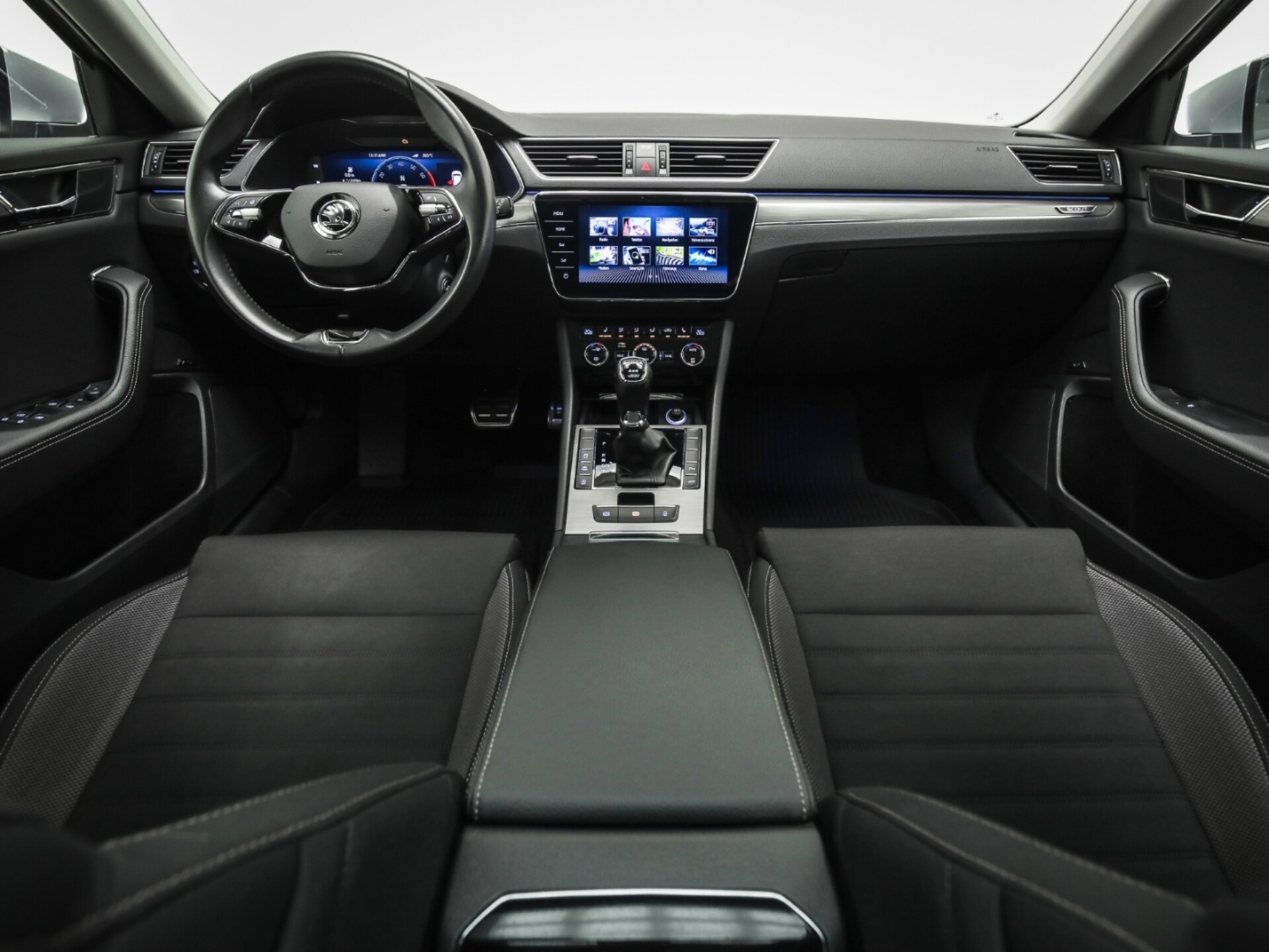 Skoda Superb Combi Scout