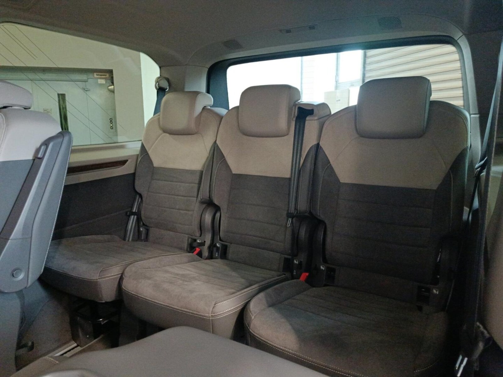 Volkswagen Multivan Langversion – Bild 21