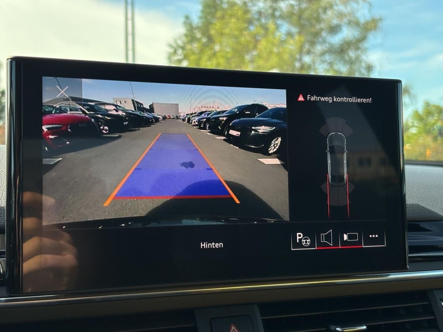 Bild über Audi RS 5 Sportback TFSI quattro tiptronic - für weitere Informationen kontaktieren Sie den Audi Partner