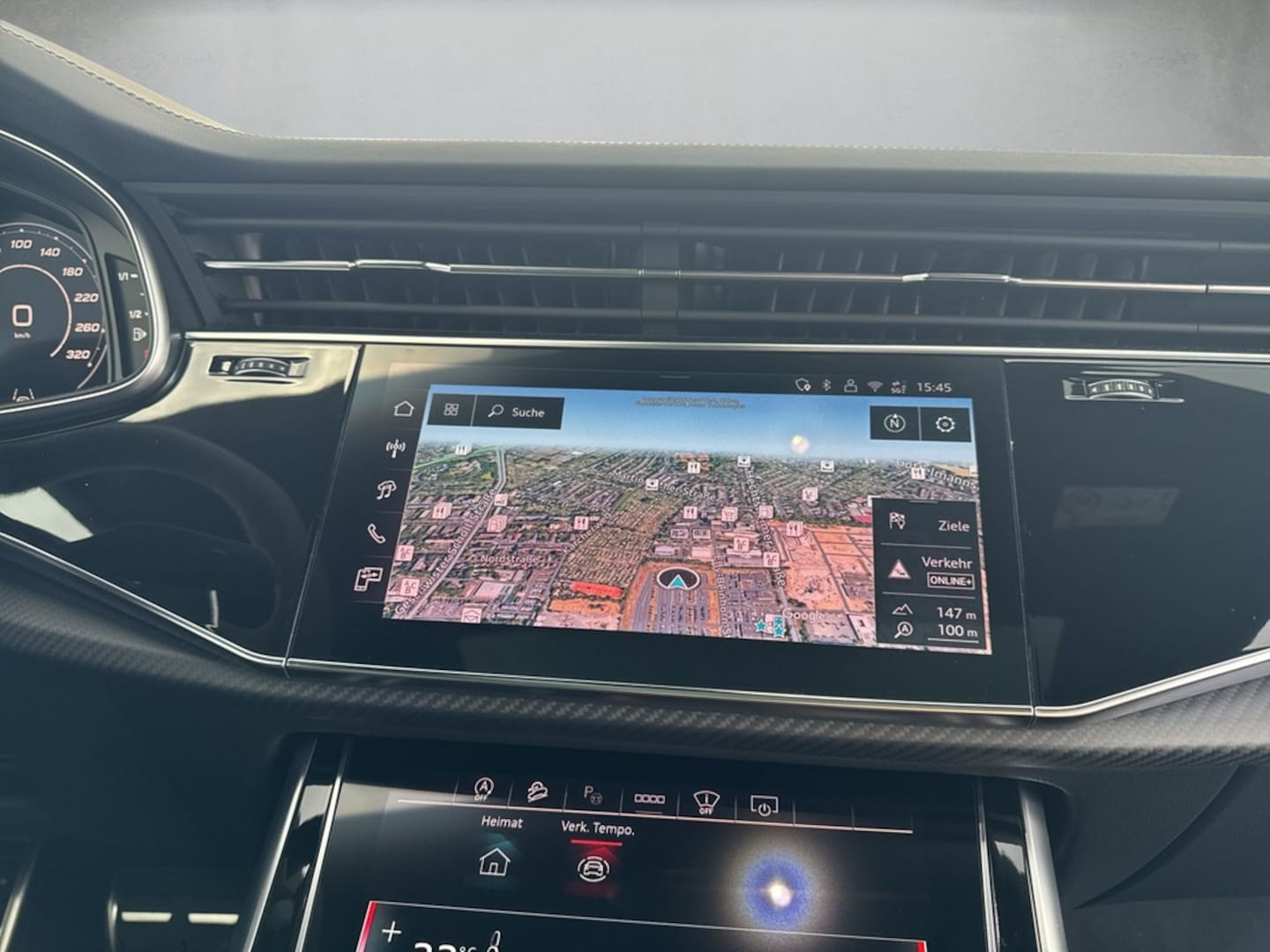 Bild über Audi RS Q8 SUV TFSI quattro 441 kW tiptronic - für weitere Informationen kontaktieren Sie den Audi Partner