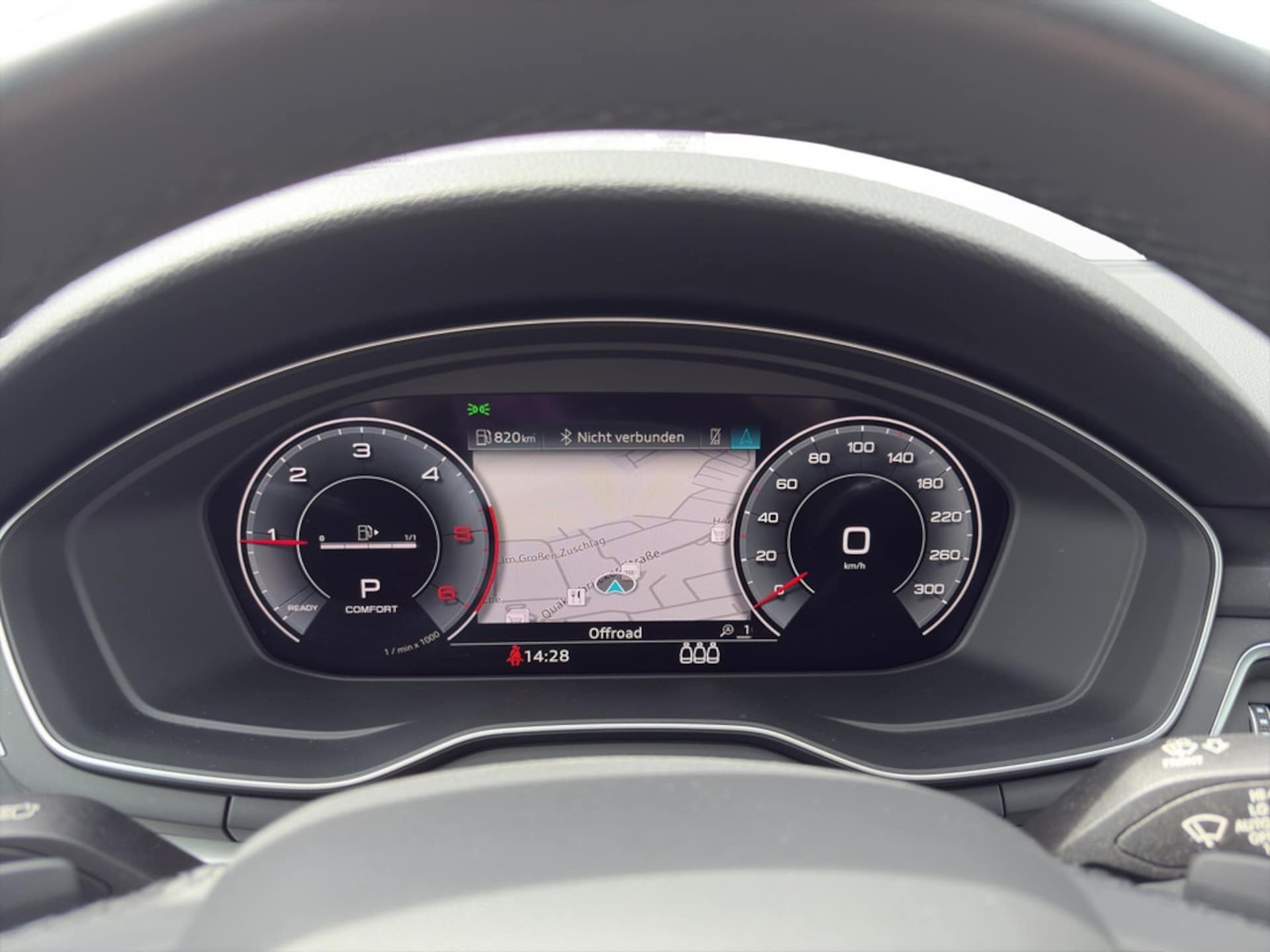 Audi A4 Avant S line