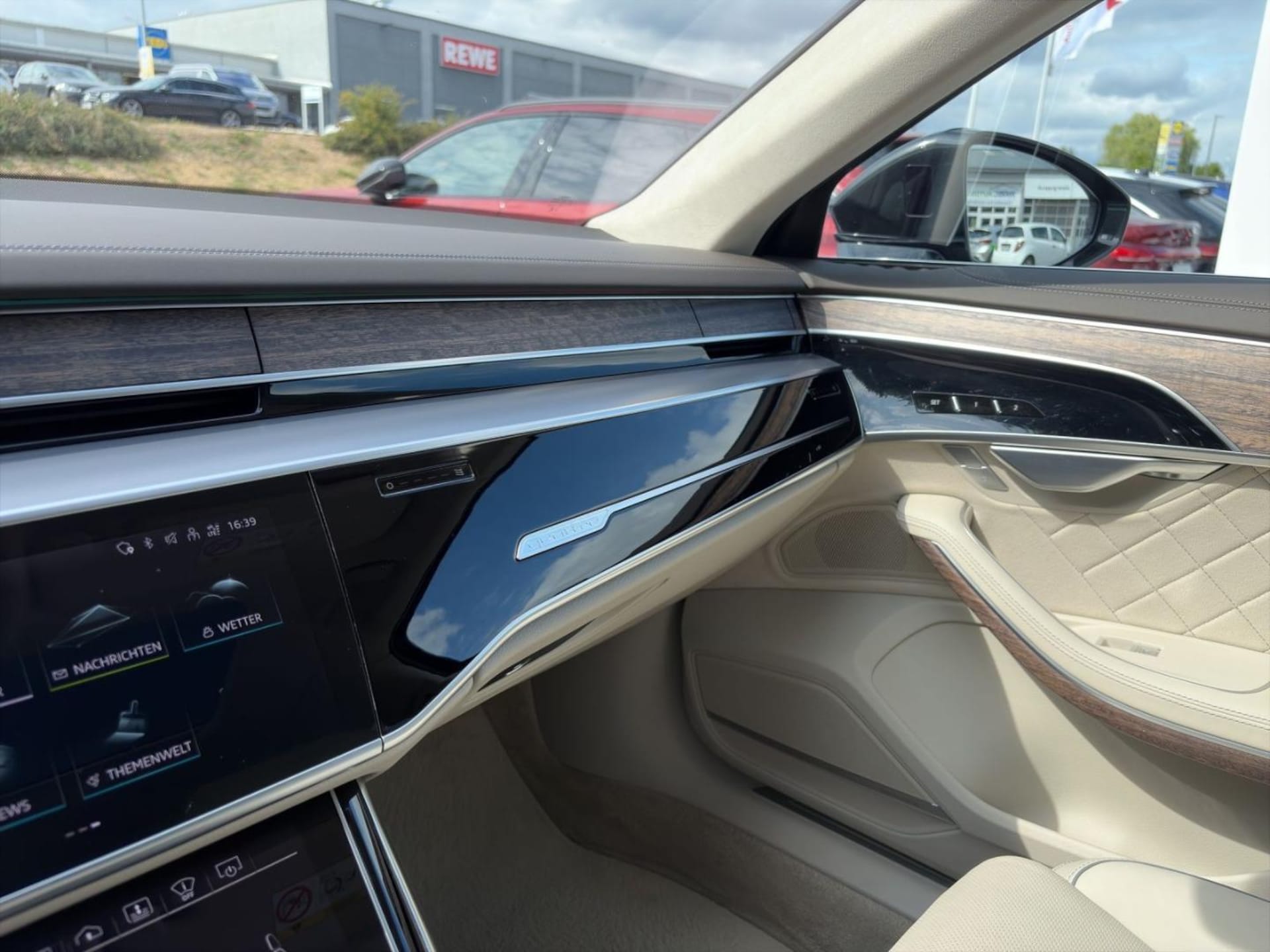 Audi A8 Lang