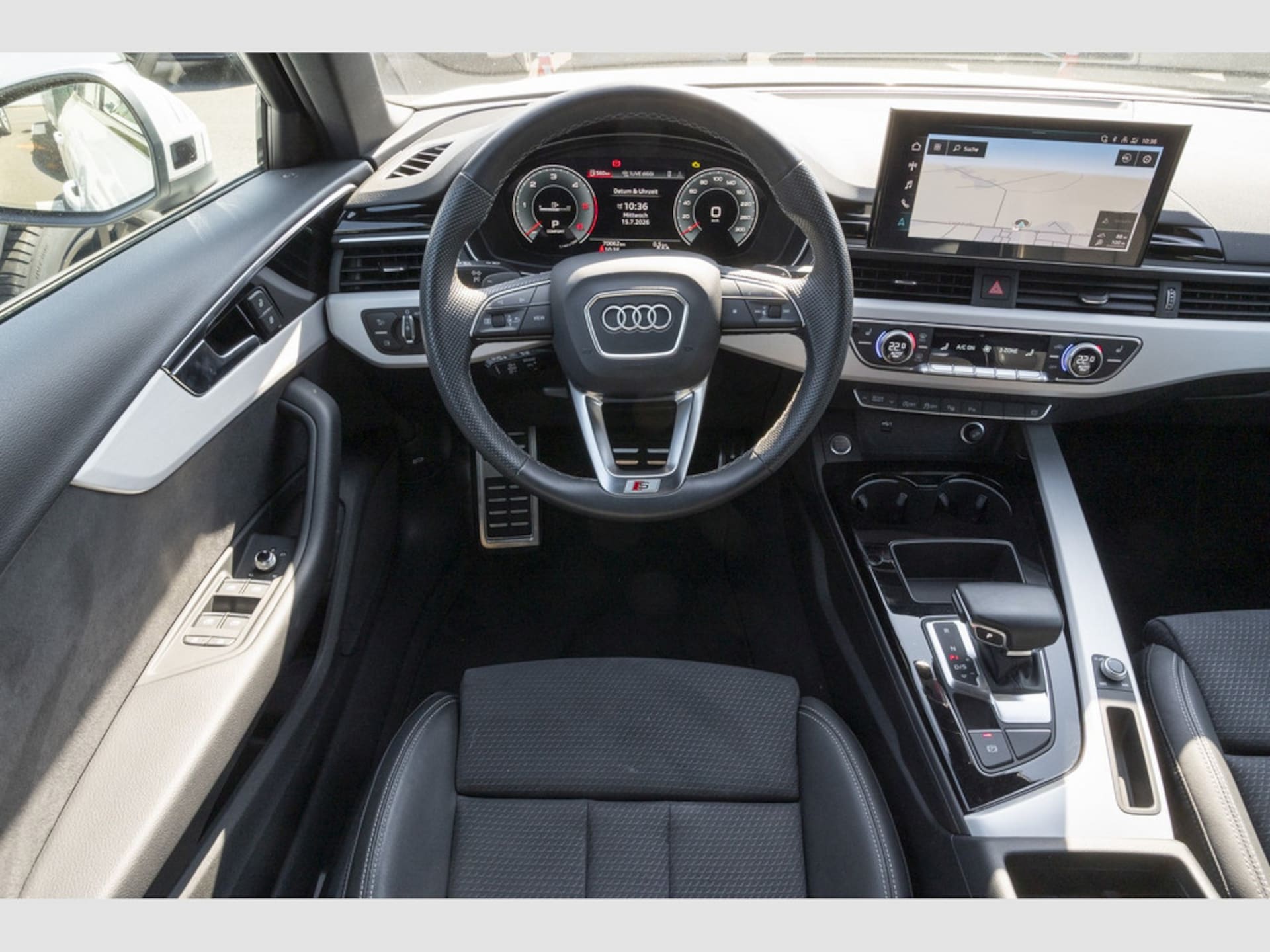 Audi A4 Avant S line