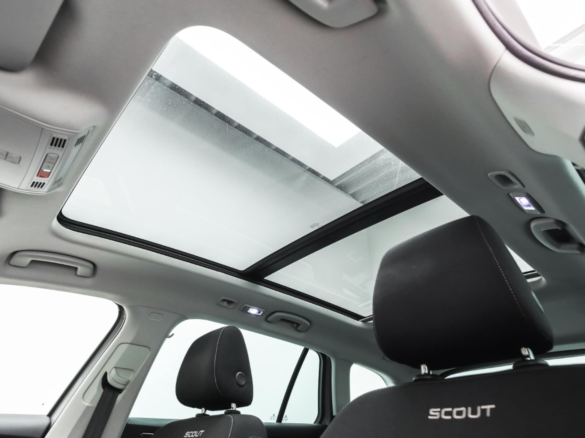 Skoda Superb Combi Scout