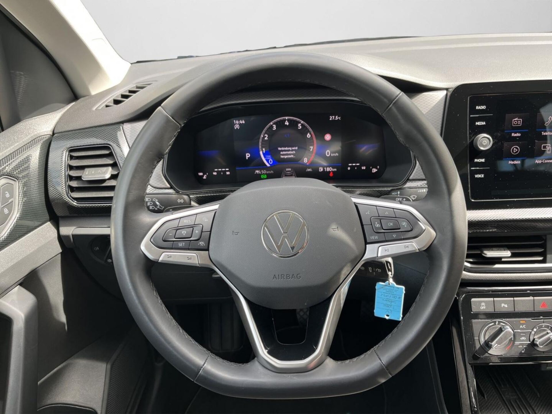 Volkswagen T-Cross Life