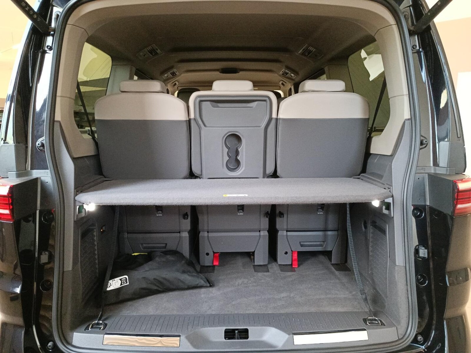 Volkswagen Multivan Langversion – Bild 18
