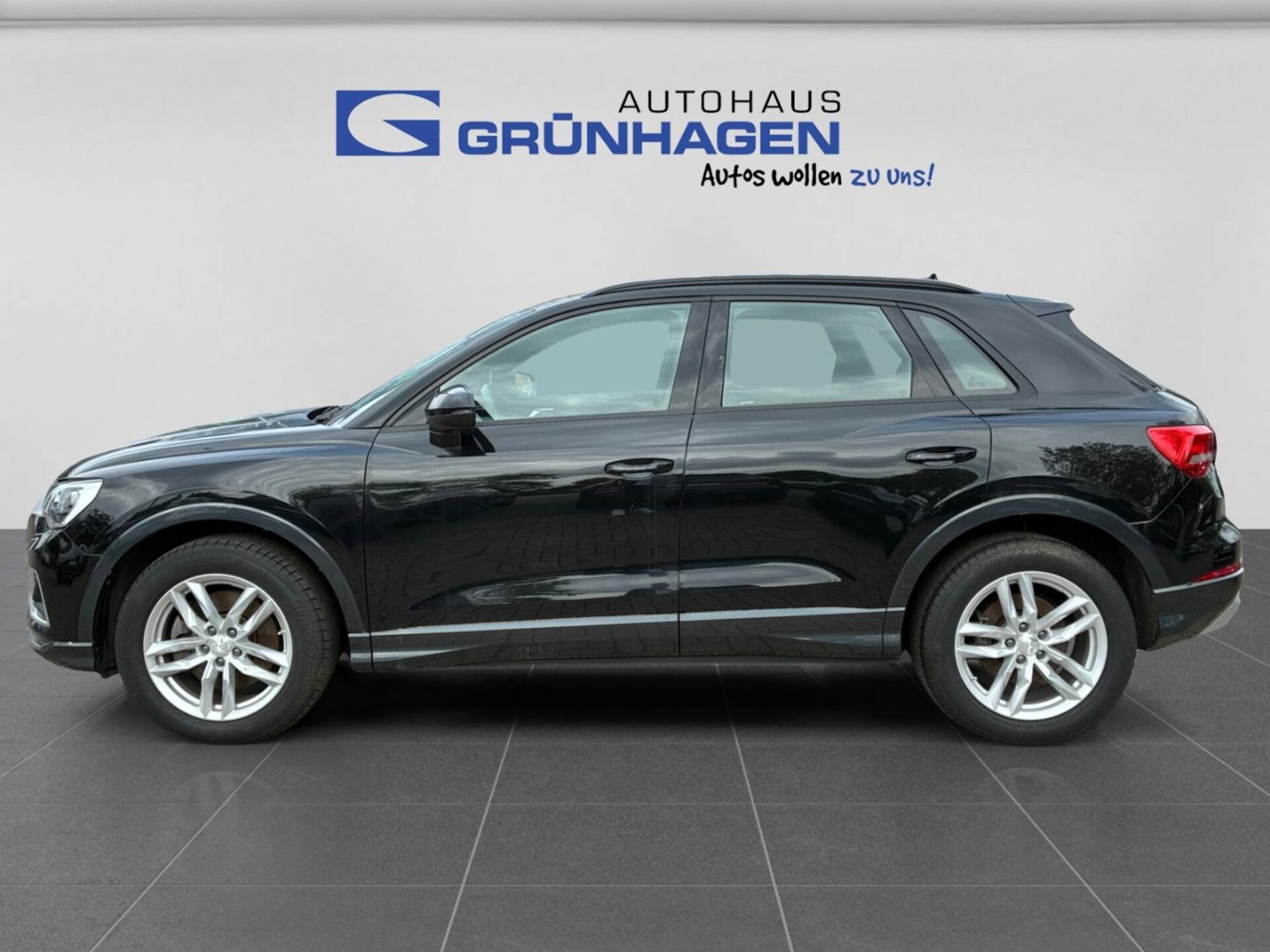 Audi Q3 SUV advanced