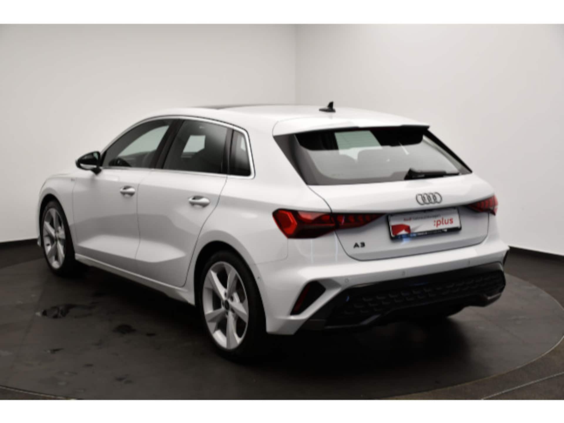 Audi A3 Sportback S line