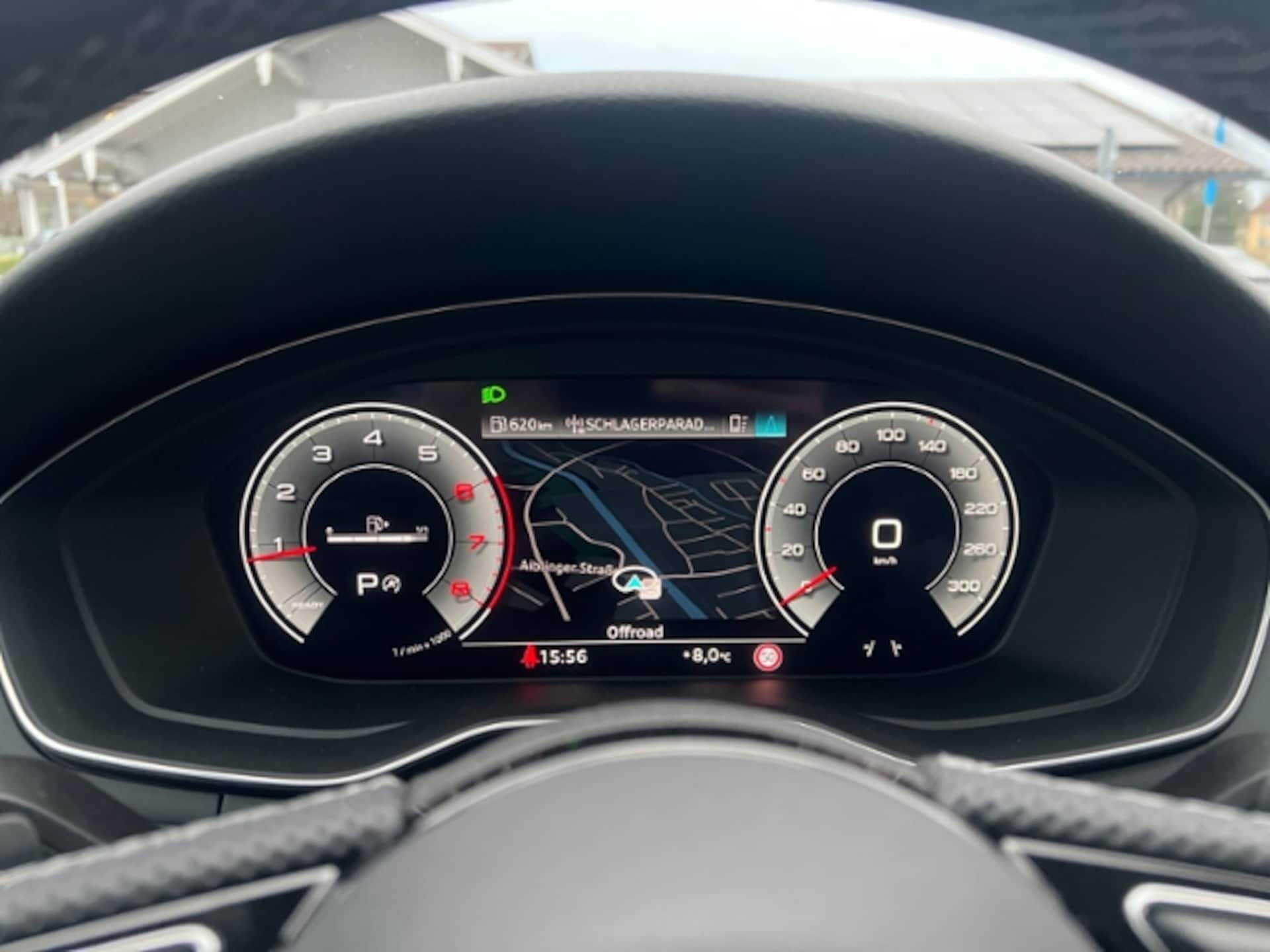 Audi A4 Avant S line
