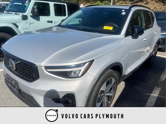 2023 Volvo XC40