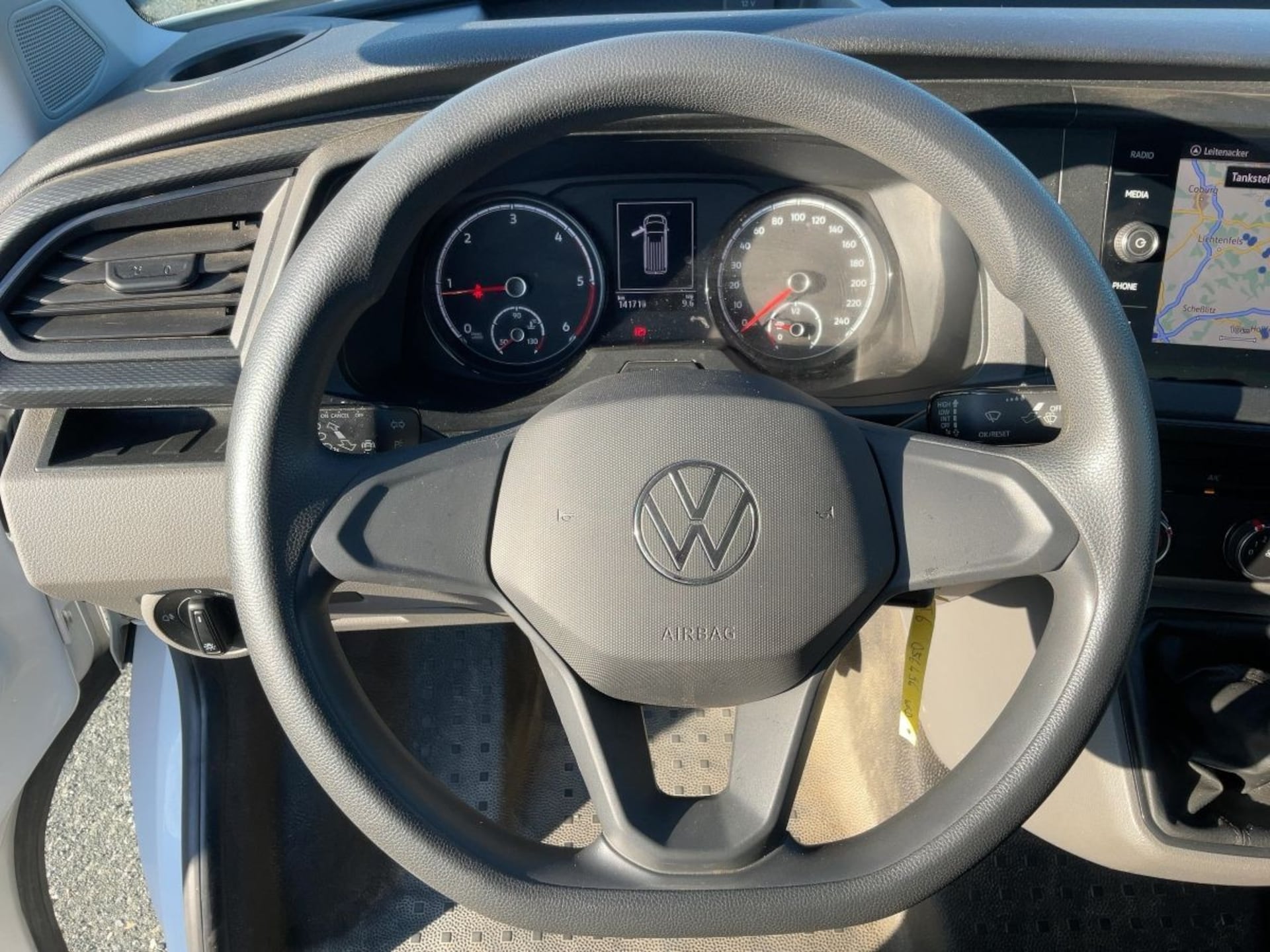 Volkswagen T6.1 Transporter Kasten langer Radstand