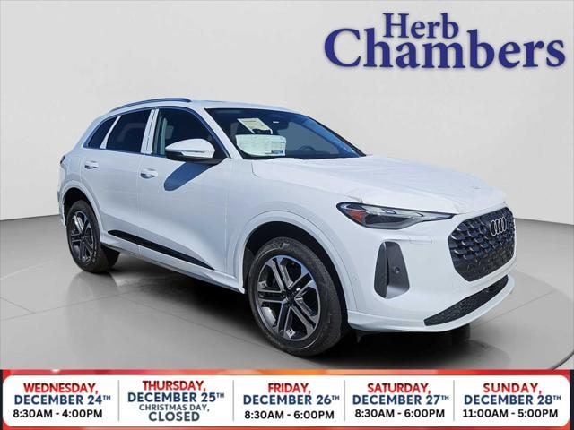 2025 Audi New Q5 Premium's photo