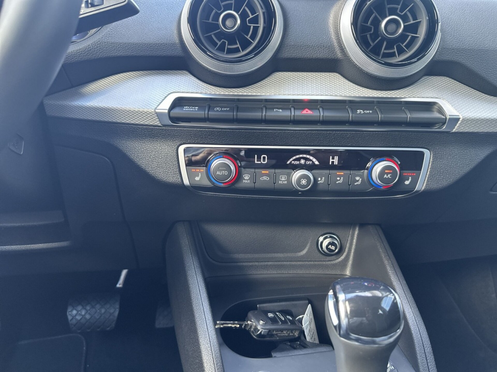 Audi Q2 S line