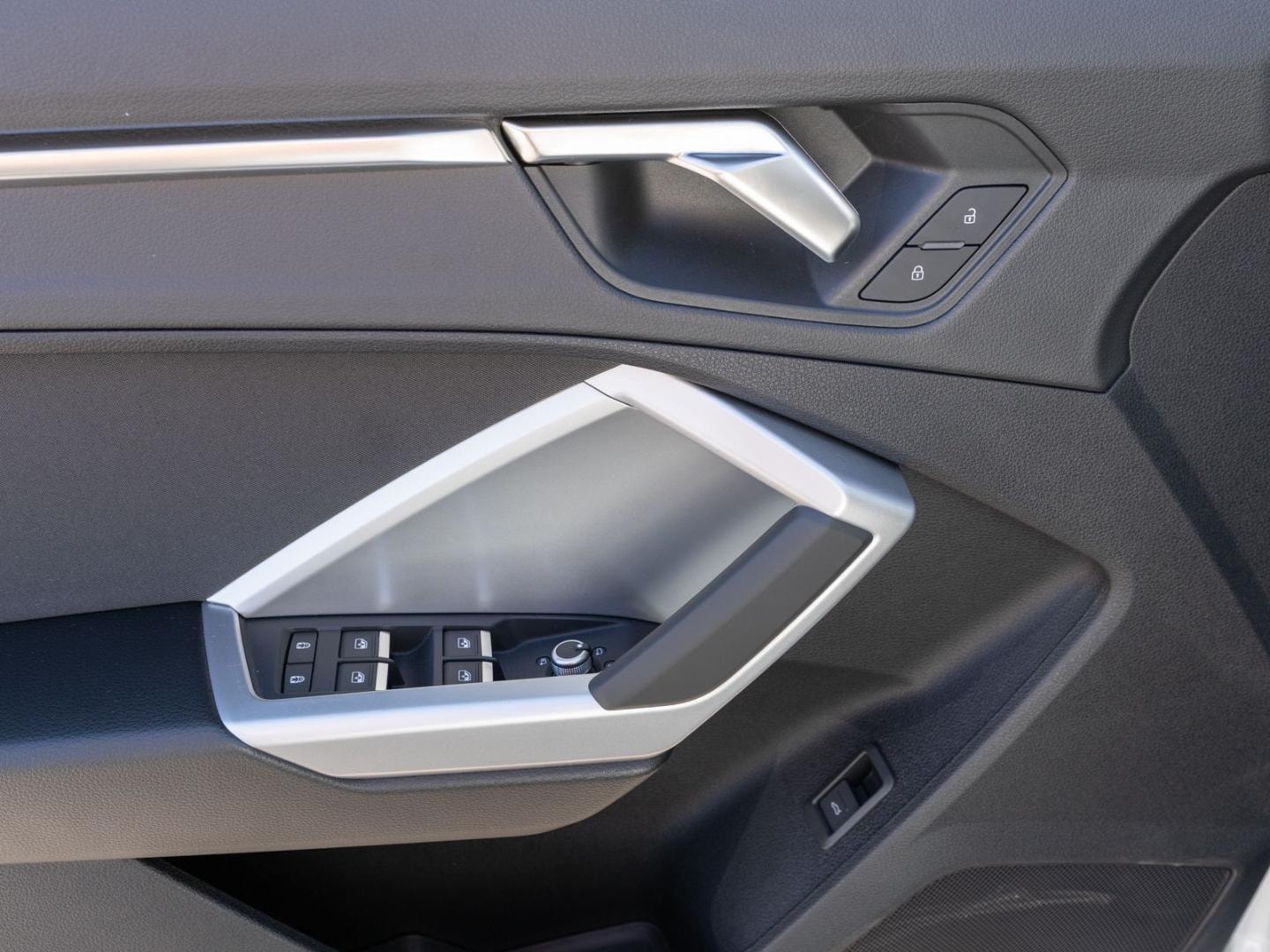 Bild über Audi Q3 Sportback TFSI 110 kW S tronic - für weitere Informationen kontaktieren Sie den Audi Partner