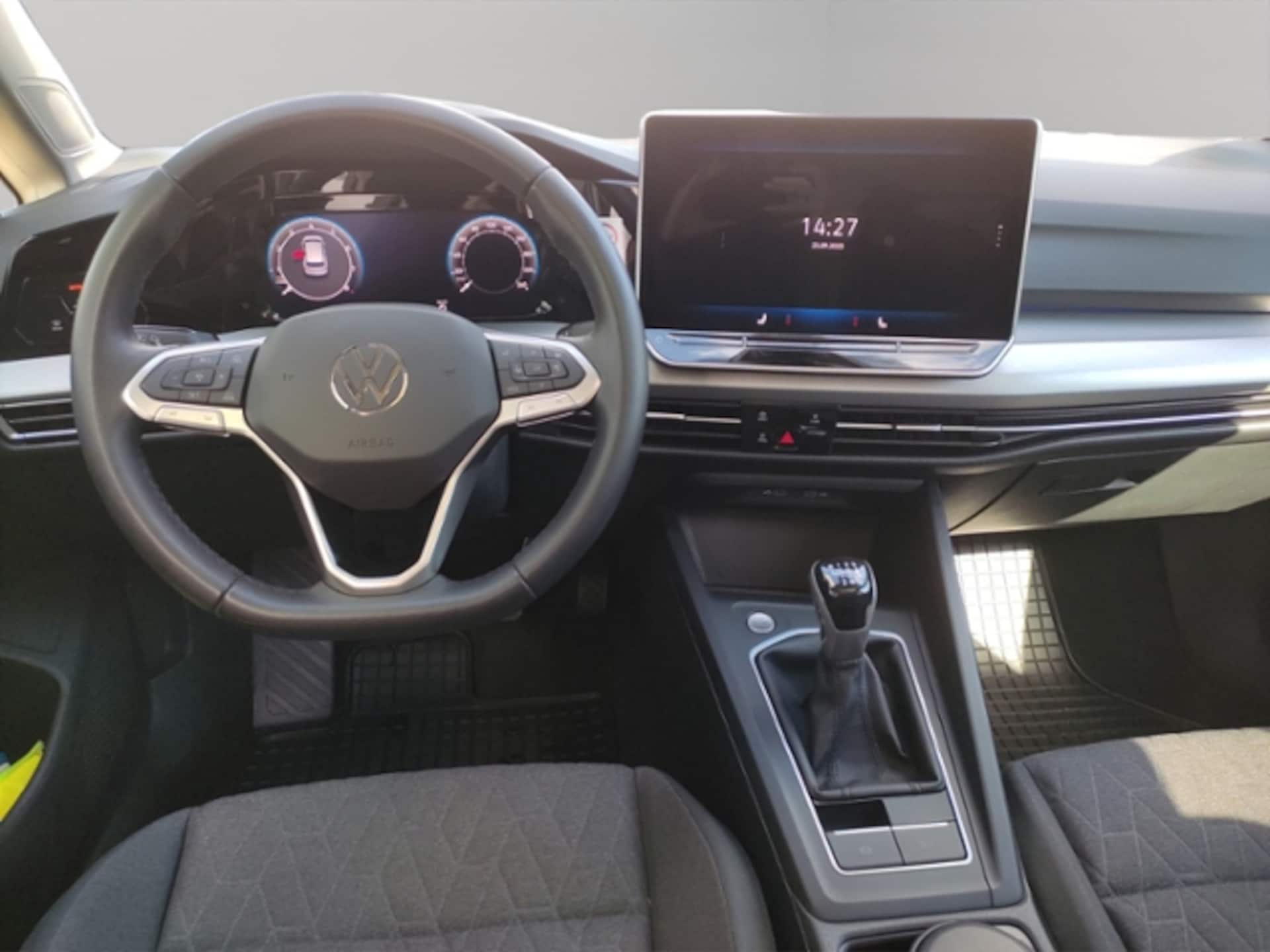 Volkswagen Golf Life