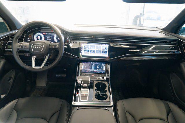 2025 Audi Q7 Premium - Photo 9