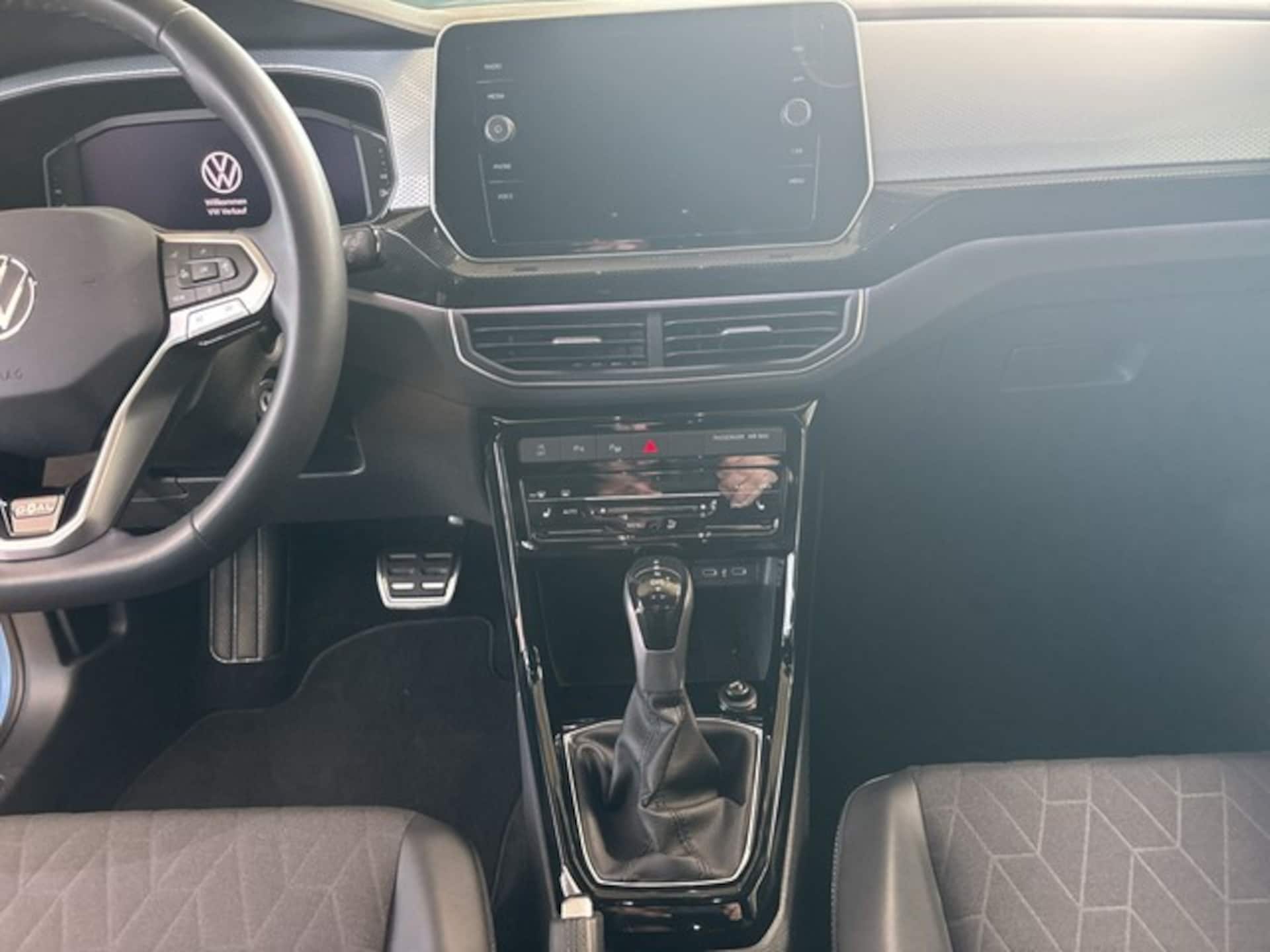 Volkswagen T-Cross Life