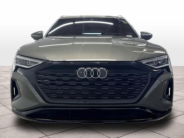 2024 Audi Q8 e-tron