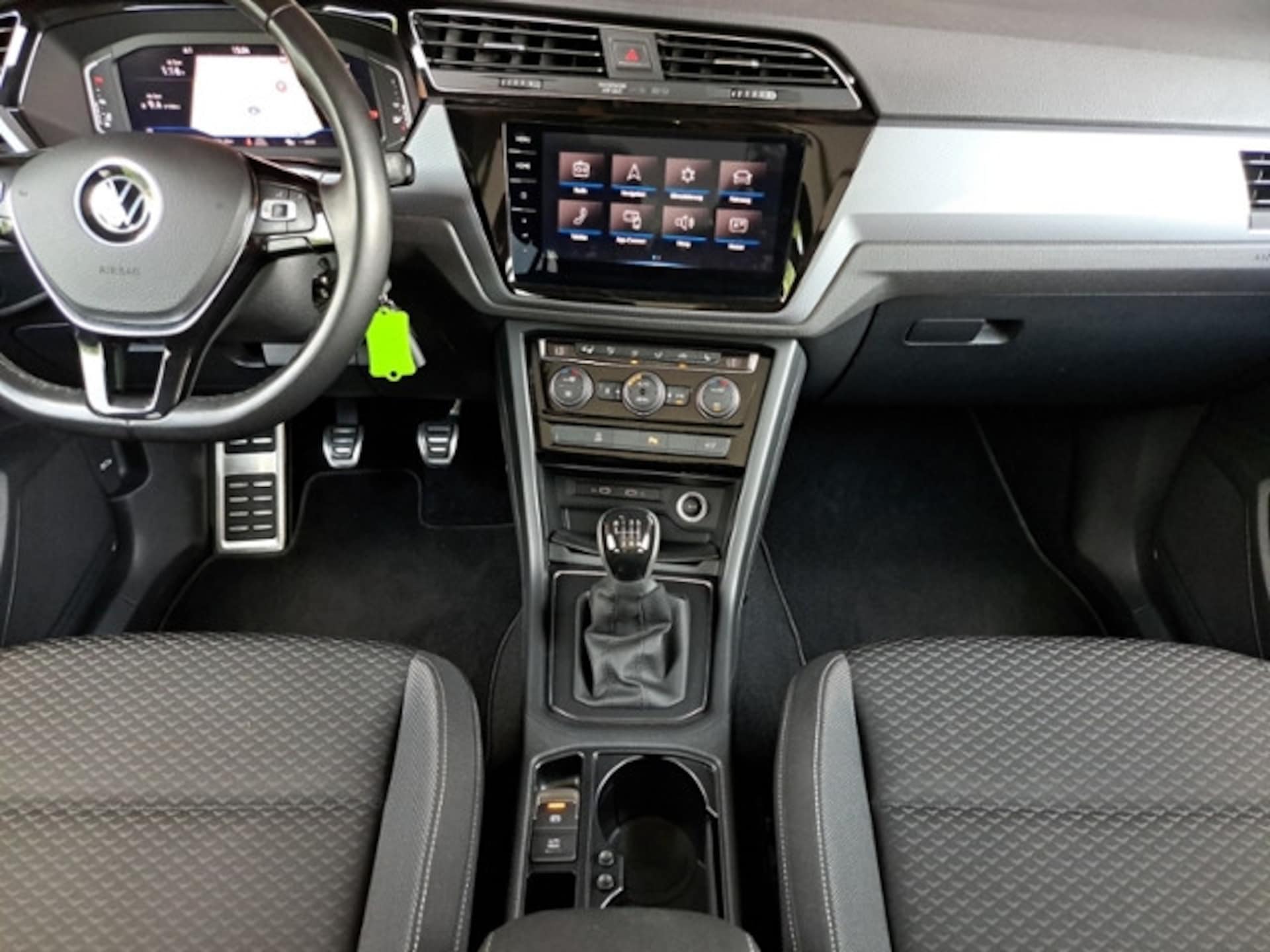 Volkswagen Touran Active