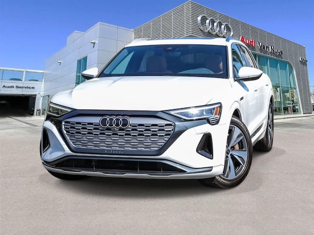 2024 Audi Q8 e-tron